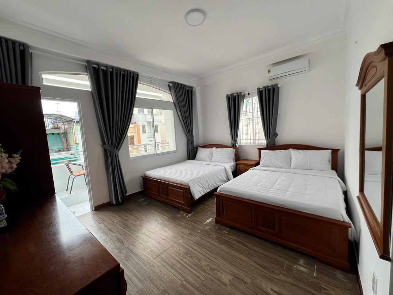 Deluxe Double or Twin Room with Balcony