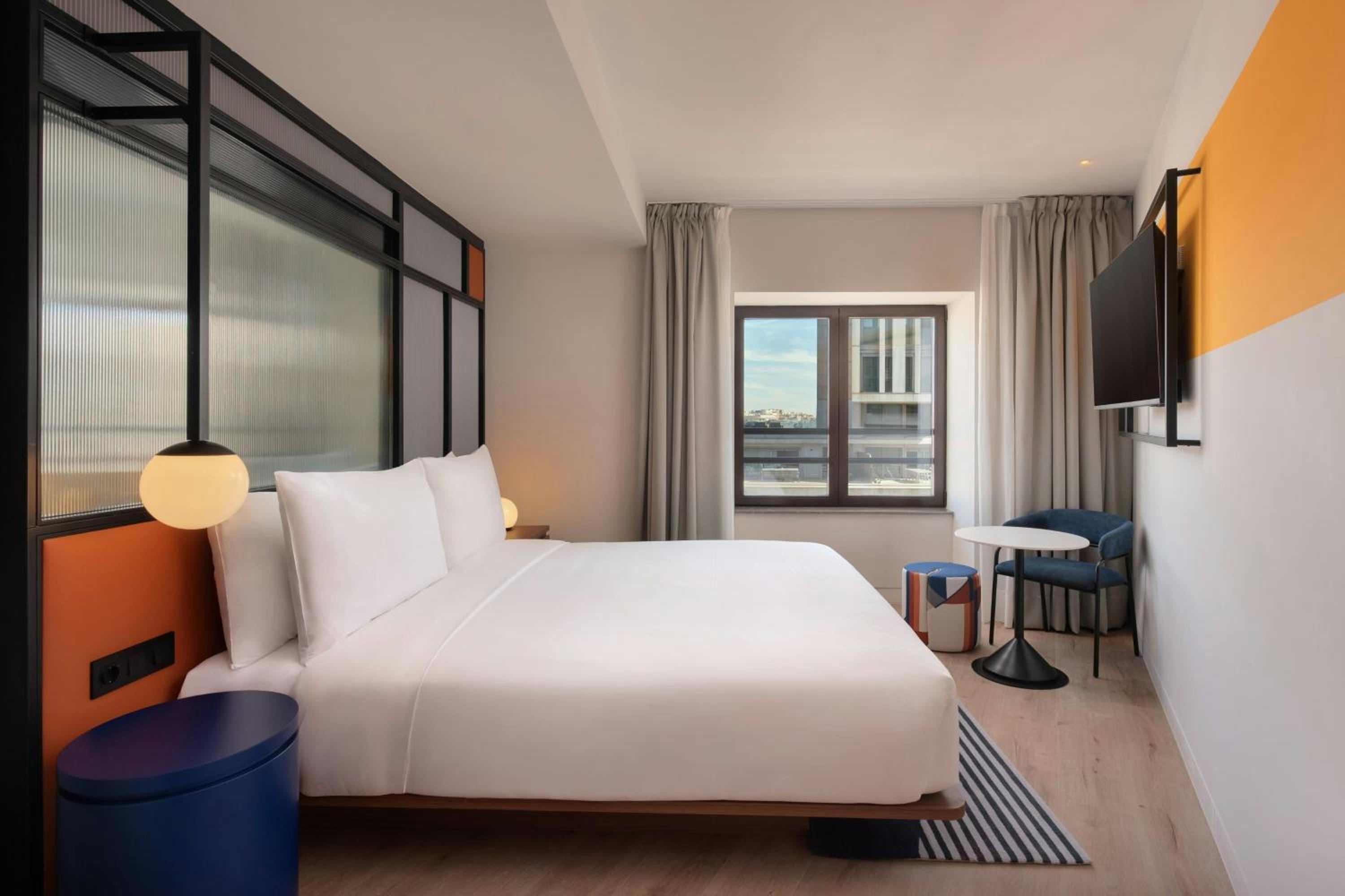 Aloft King Room Gran Via View