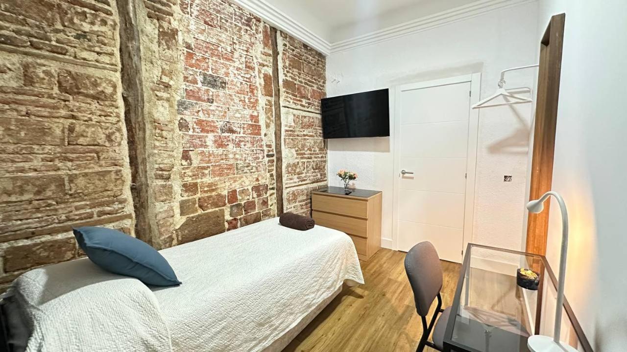 Budget Single Room