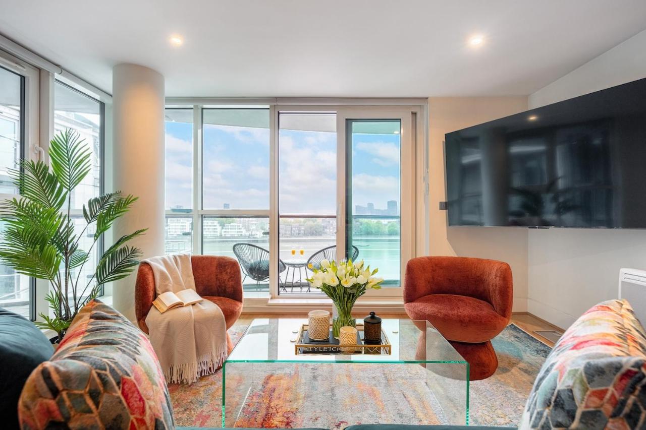 Apartment with View and Balcony