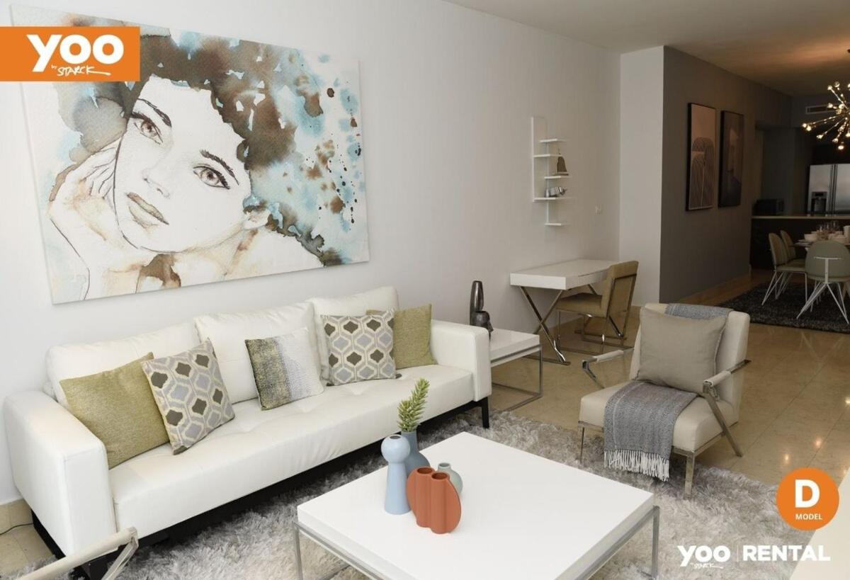 Deluxe One-Bedroom Apartment with Ocean View photo 2