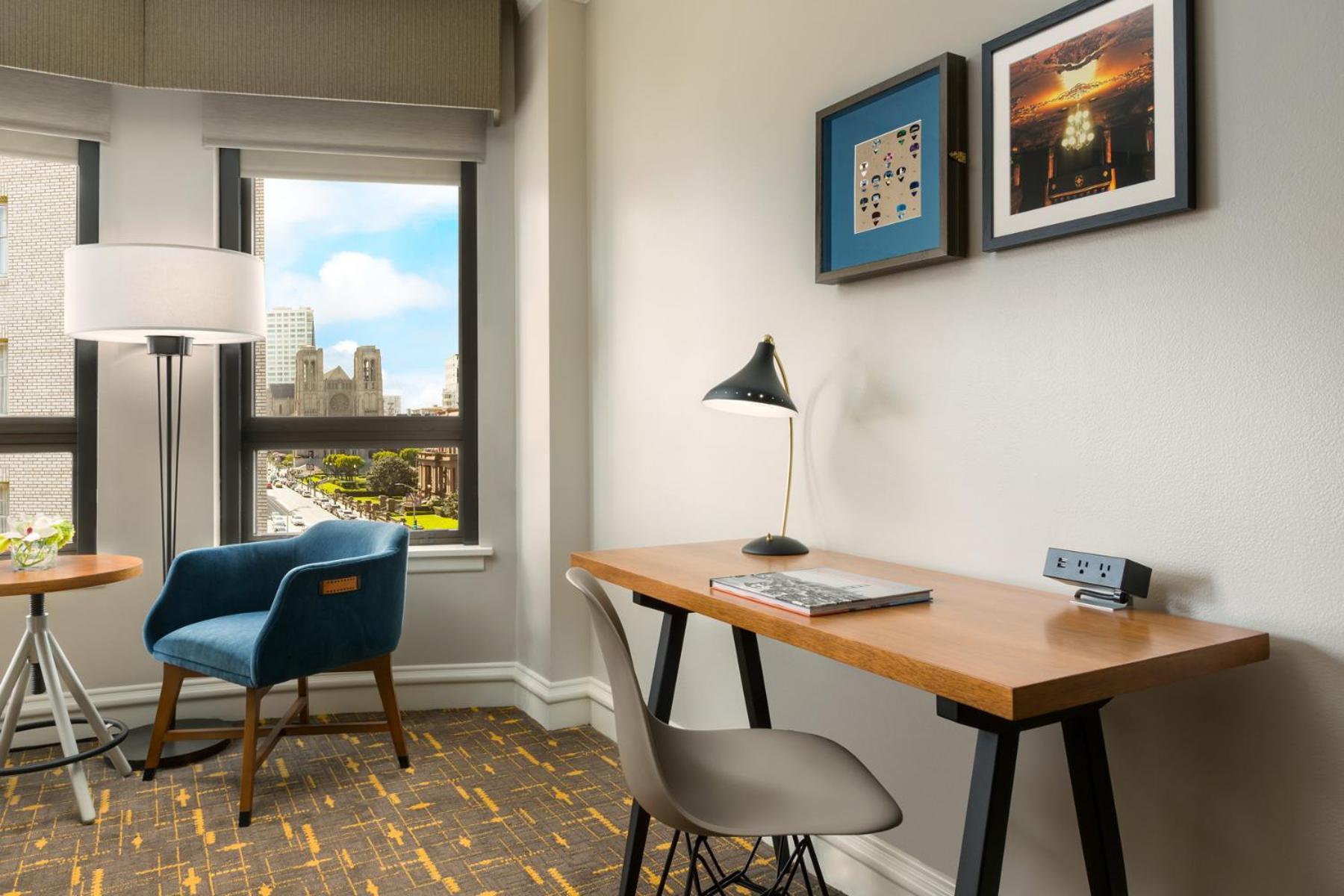 Premier View King Room