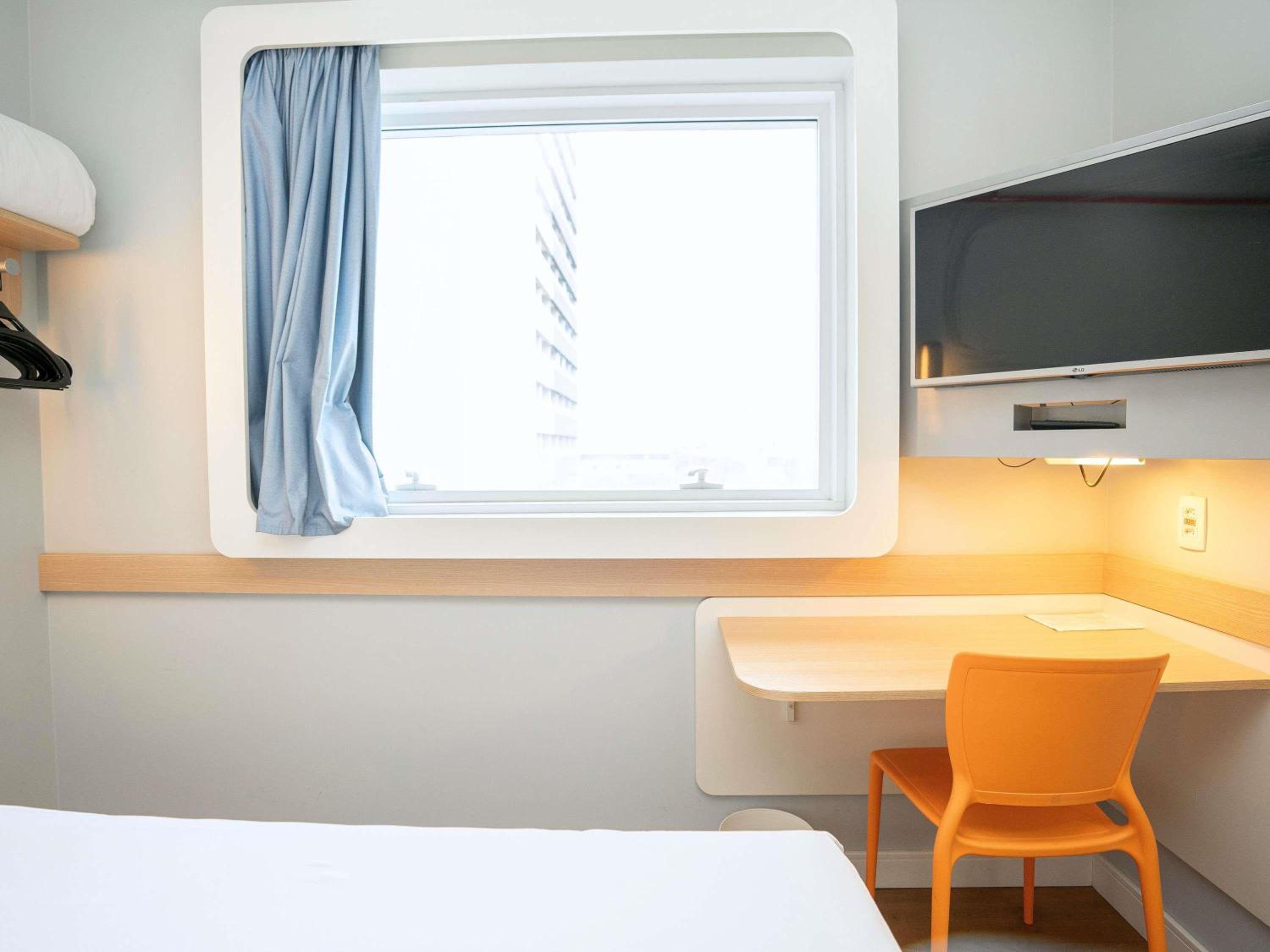 Standard Adapted Room with double bed photo 3