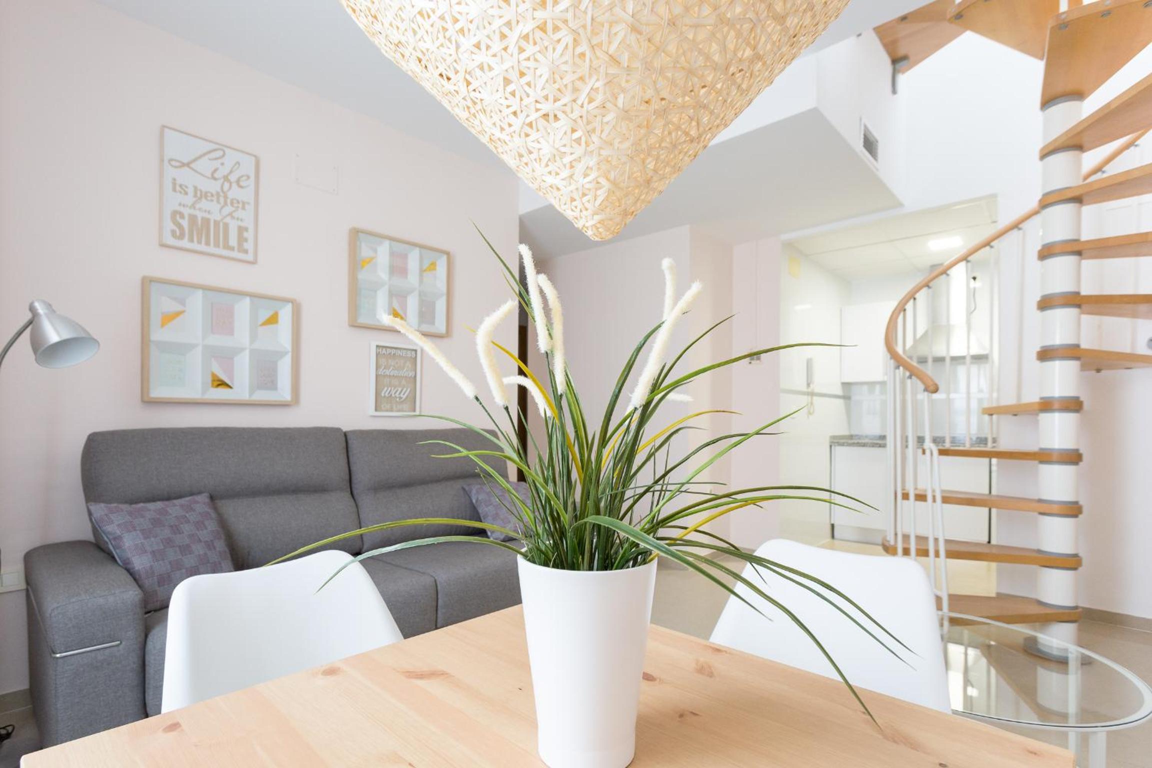 Duplex Attic with Terrace - Photo 11