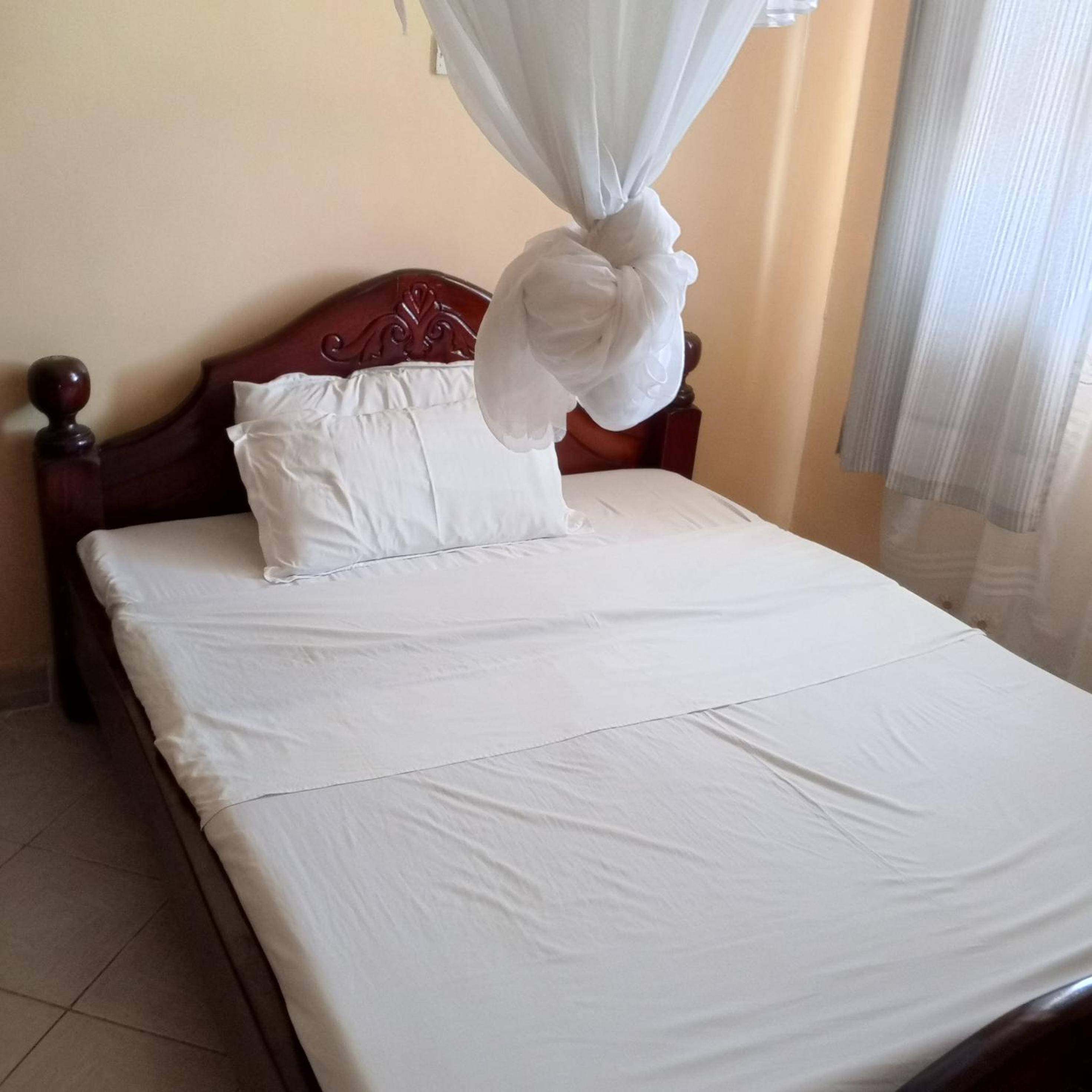 Small Double Room photo 1