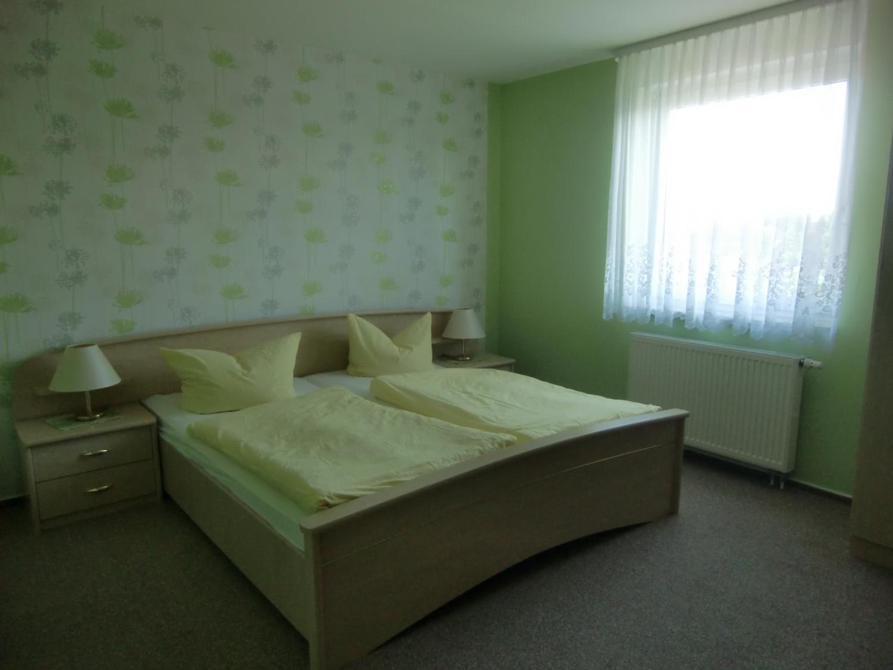 Two-Bedroom Apartment with Lake View photo 2