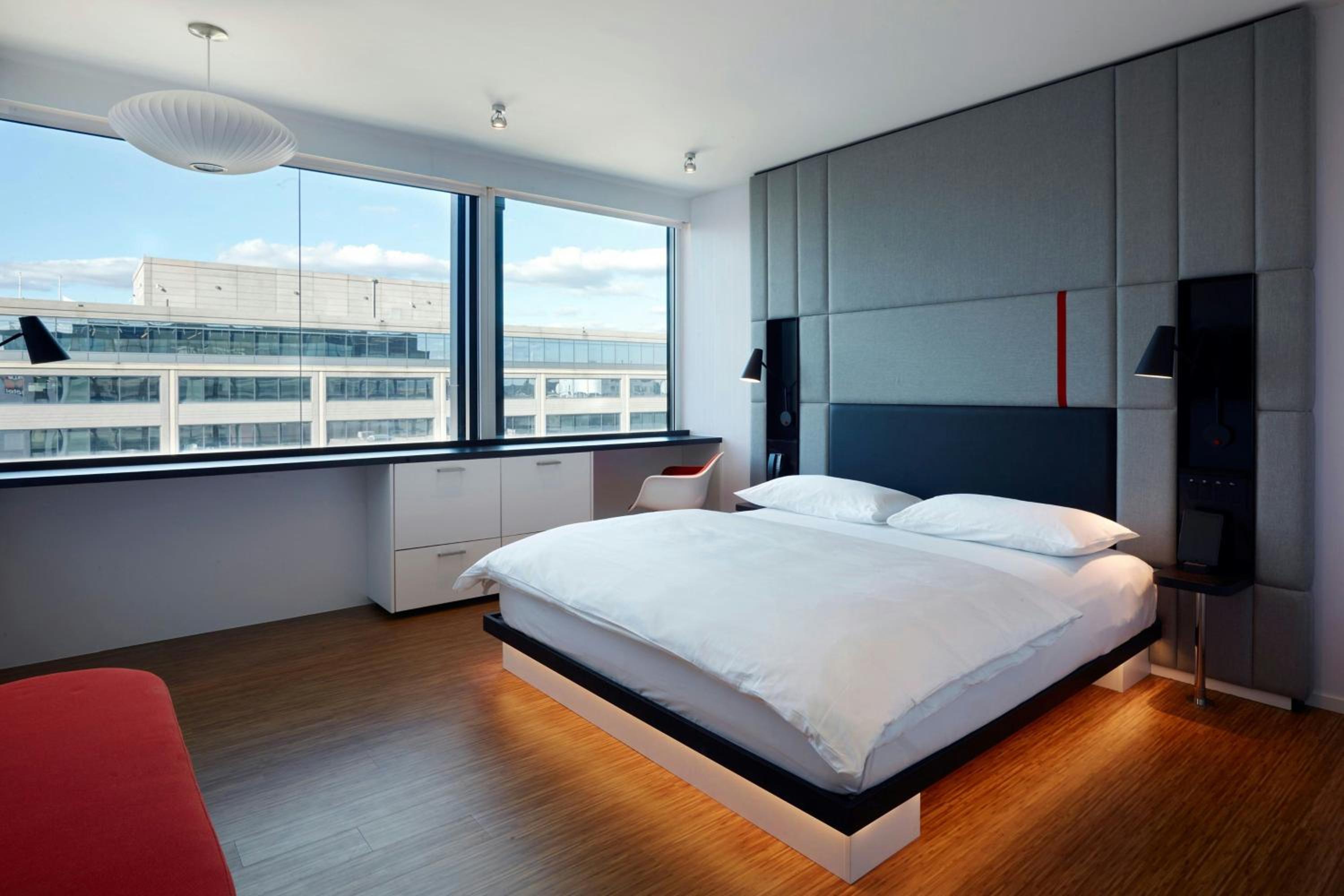 King Room - Accessible - Photo 1