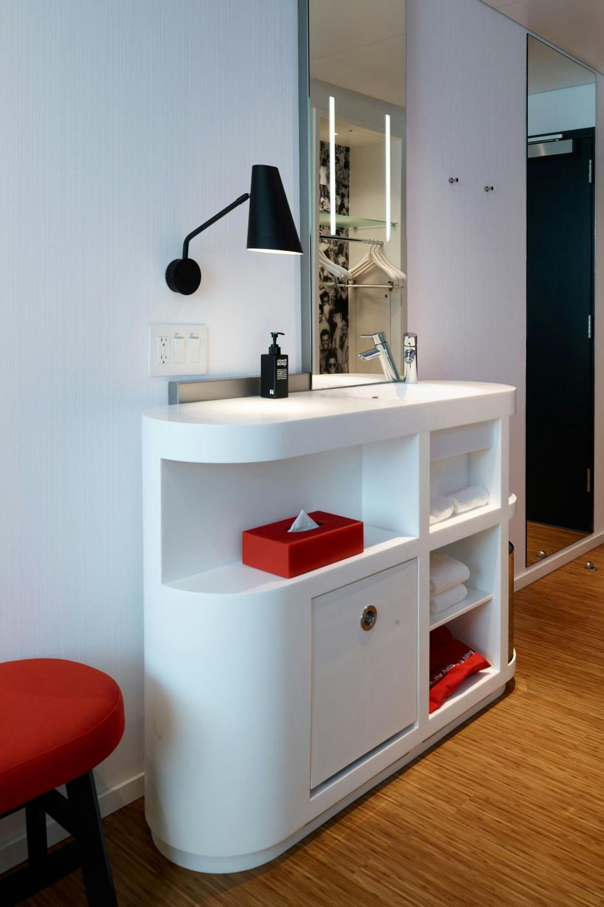 King Room - Photo 6