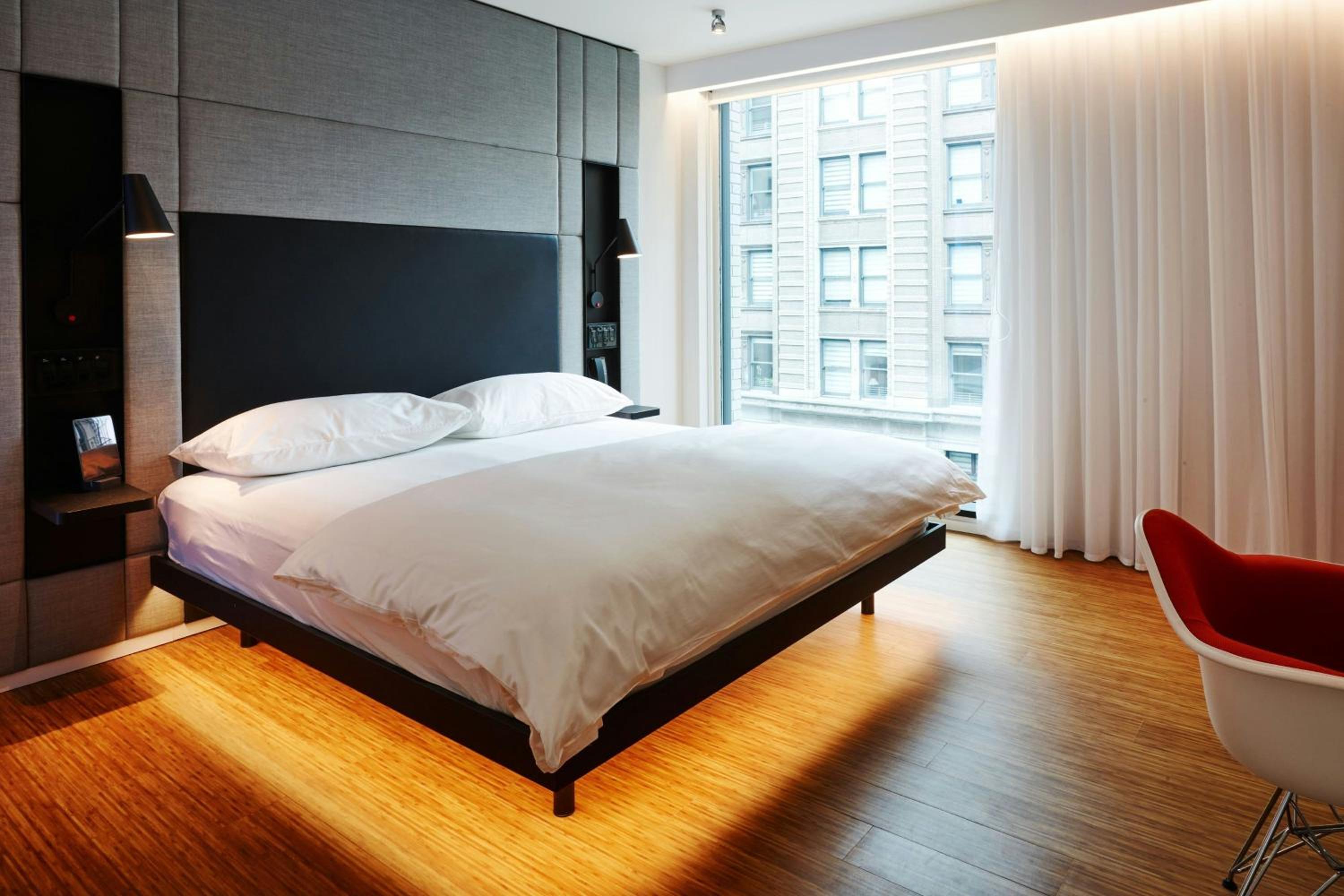King Room - Accessible - Photo 2