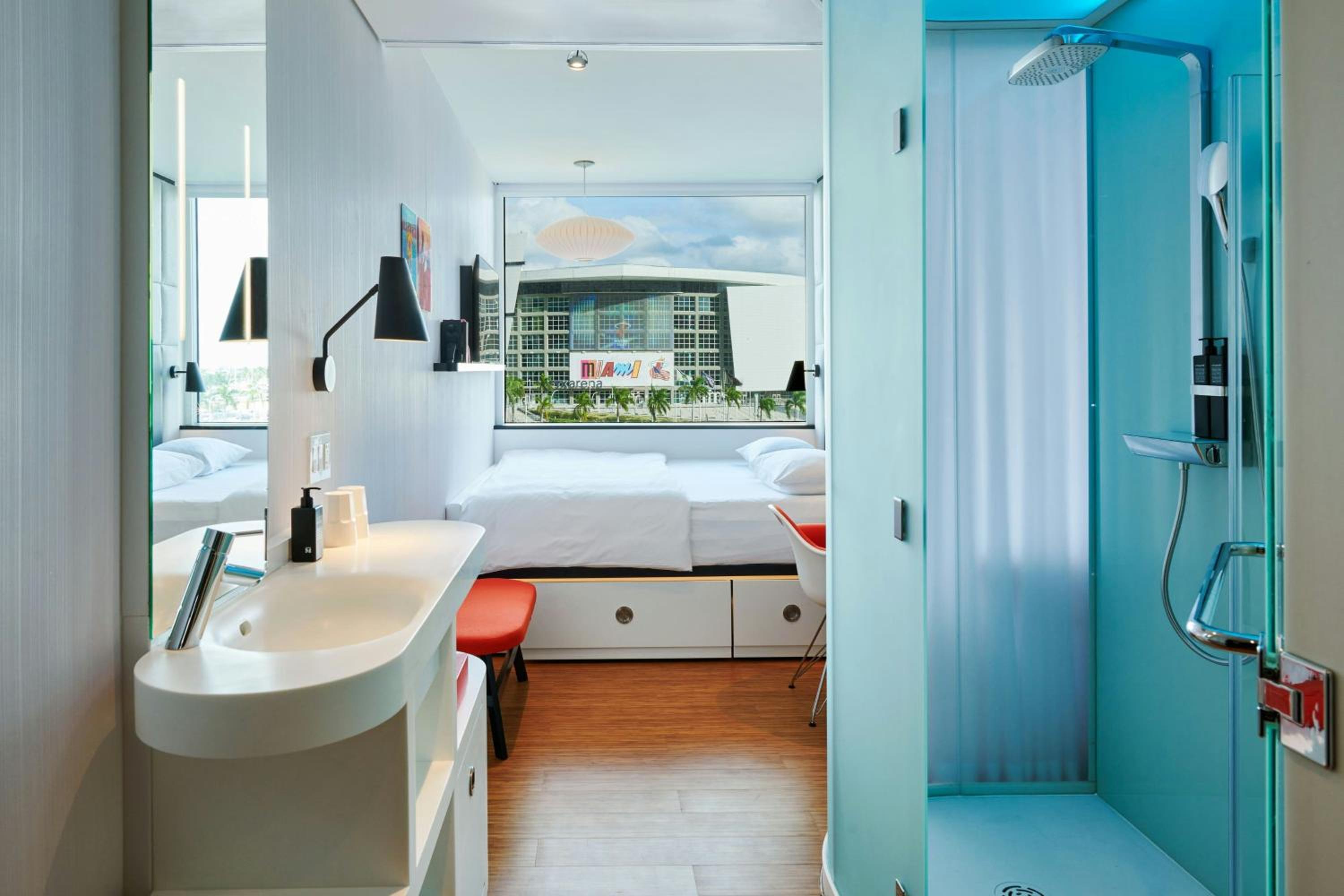 King Room with Premium View - Photo 5