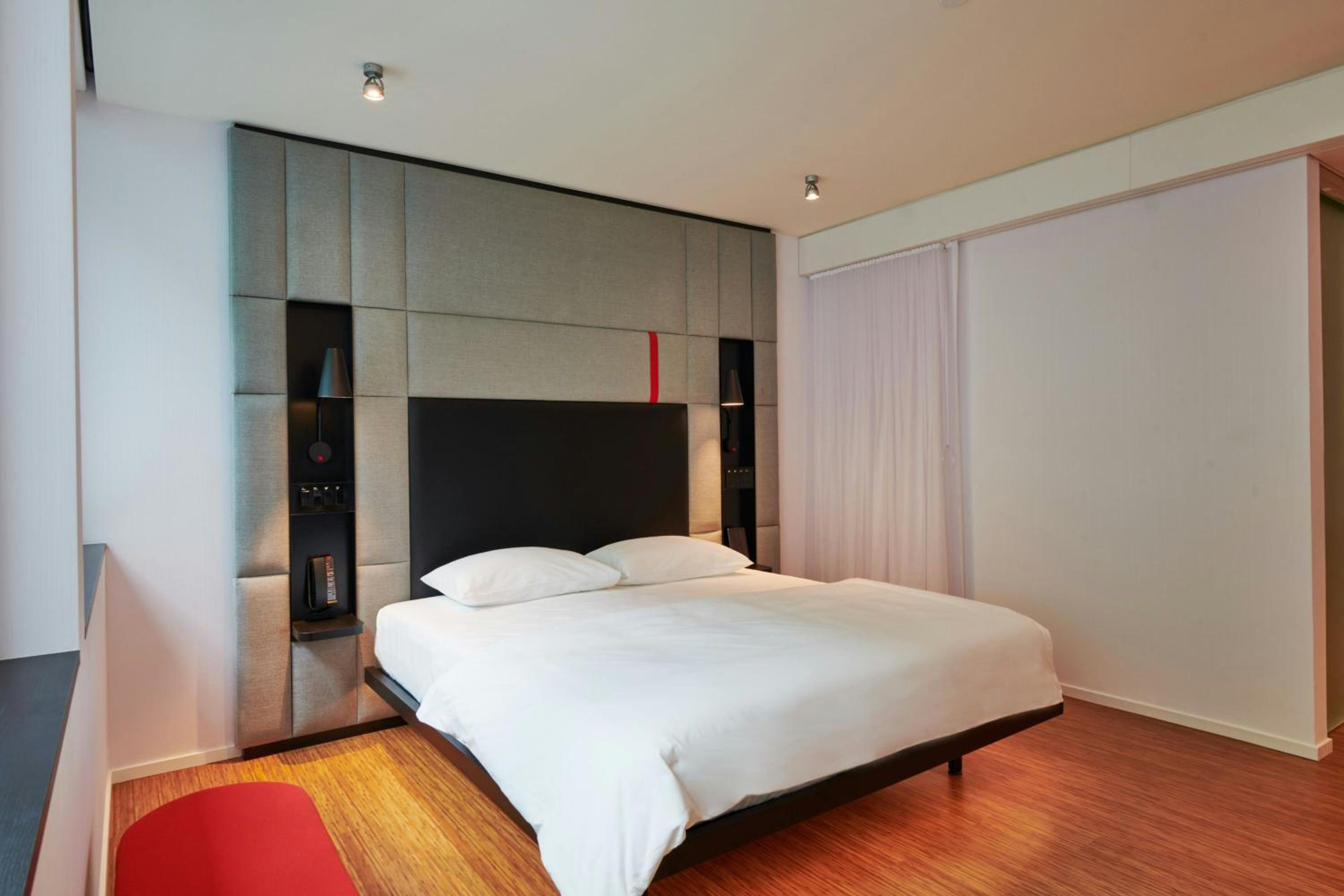 King Room - Accessible