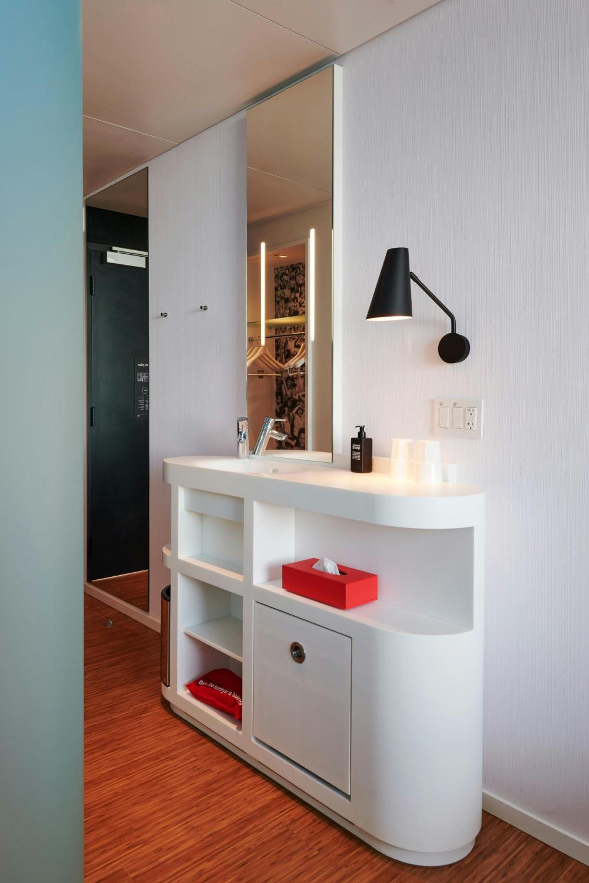 King Room - High Floor - Photo 4