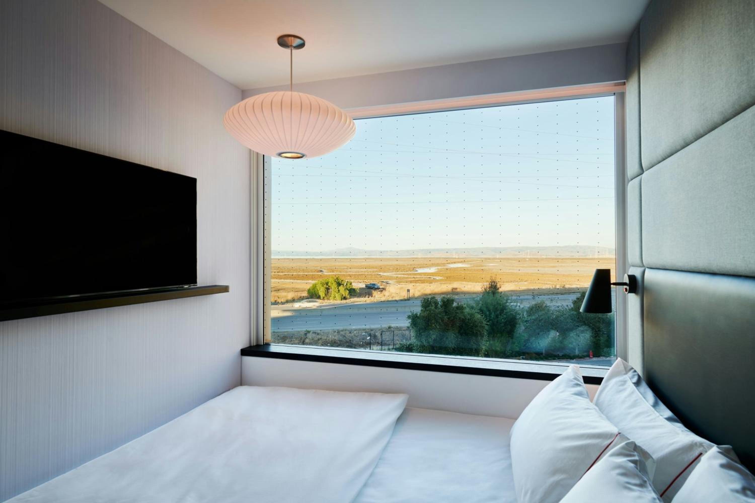King Room - High Floor - Photo 1