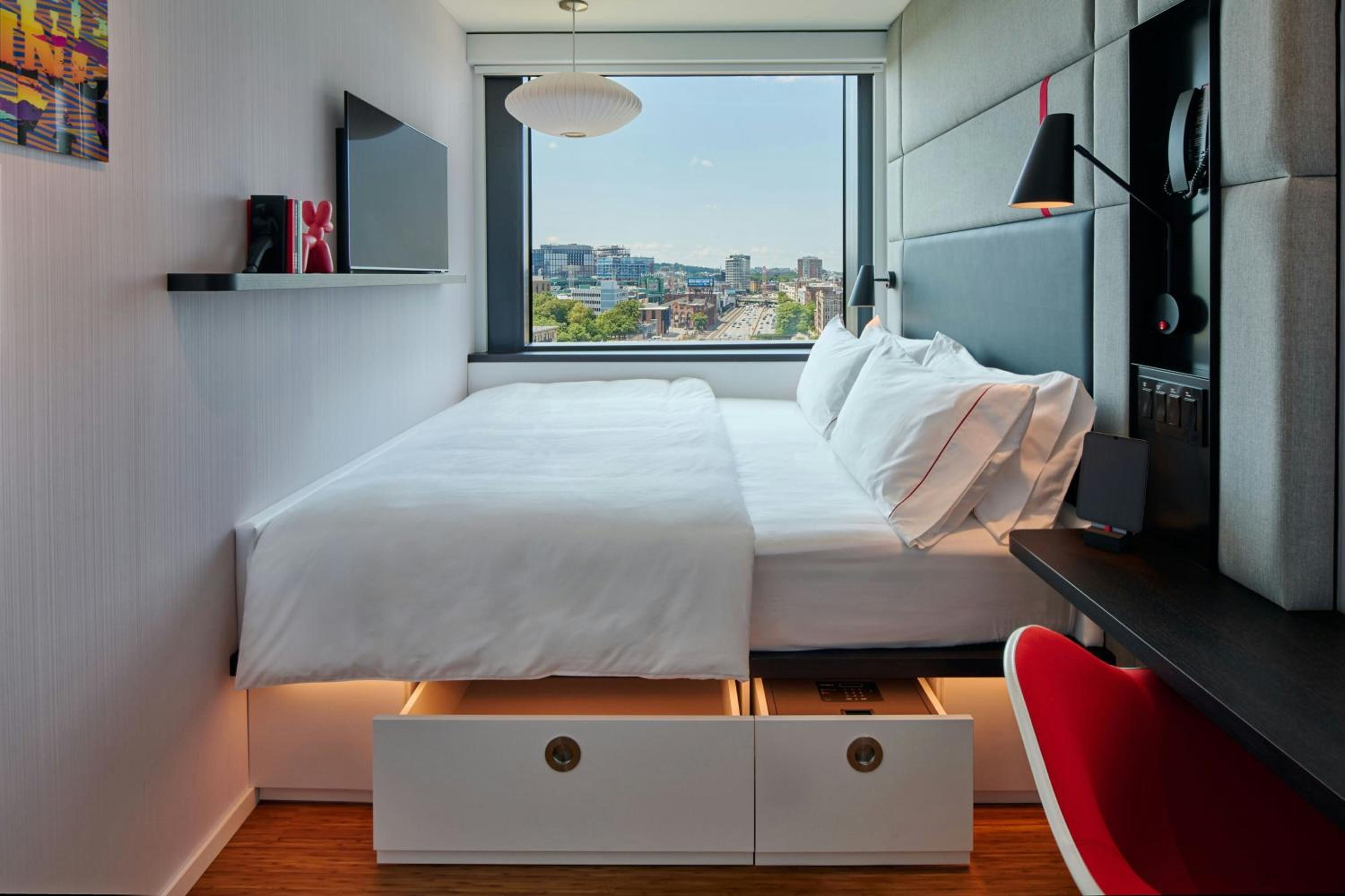 King Room with Premium View