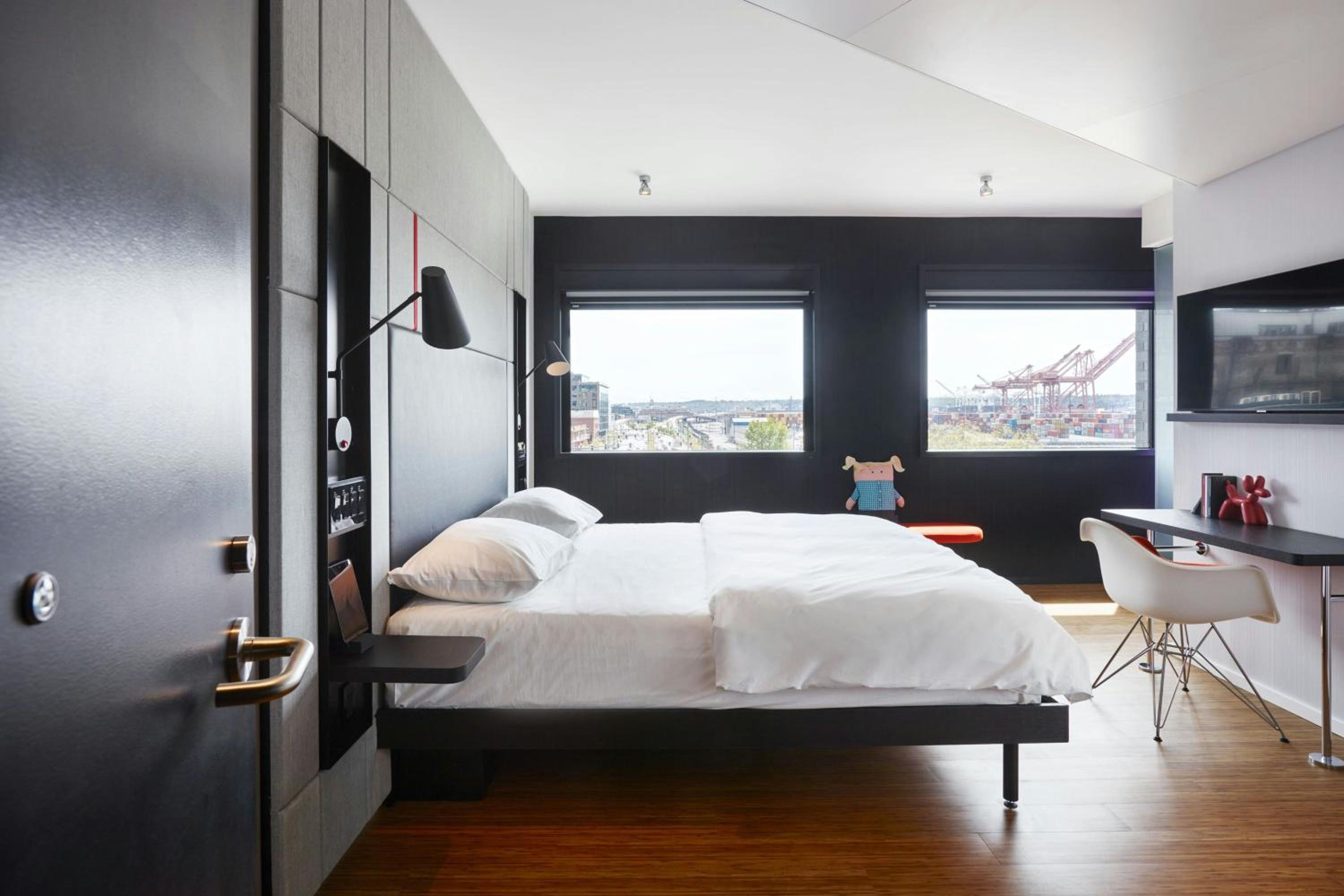 King Room - Accessible - Photo 1