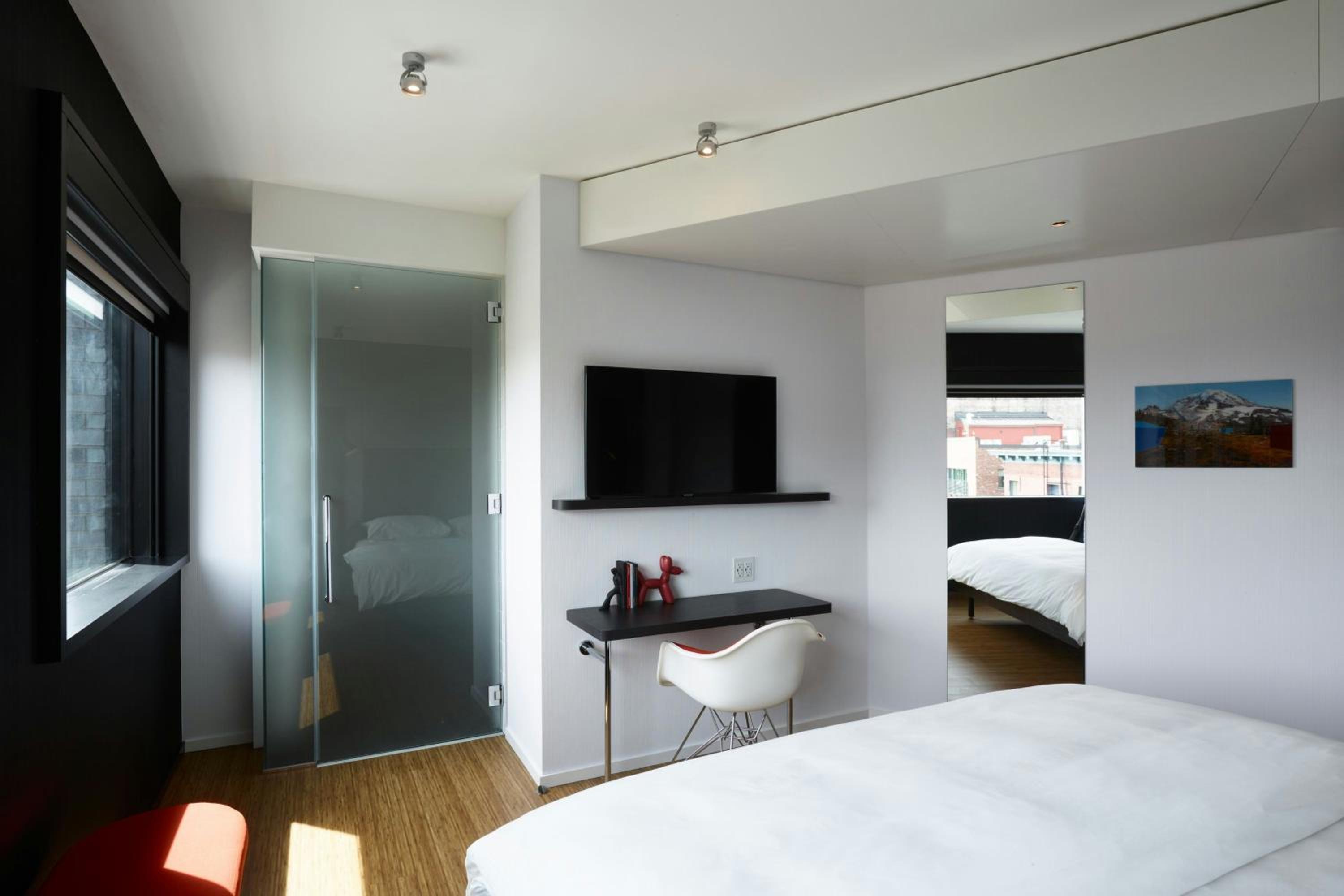 King Room - Accessible - Photo 4