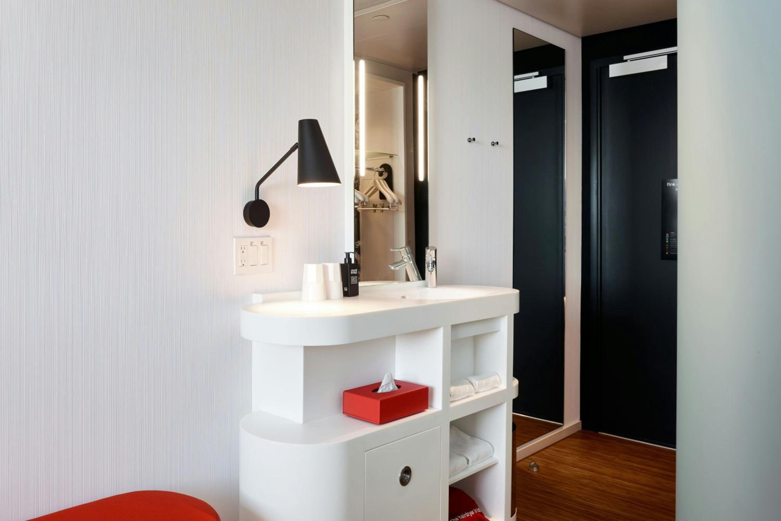 King Room - High Floor - Photo 3