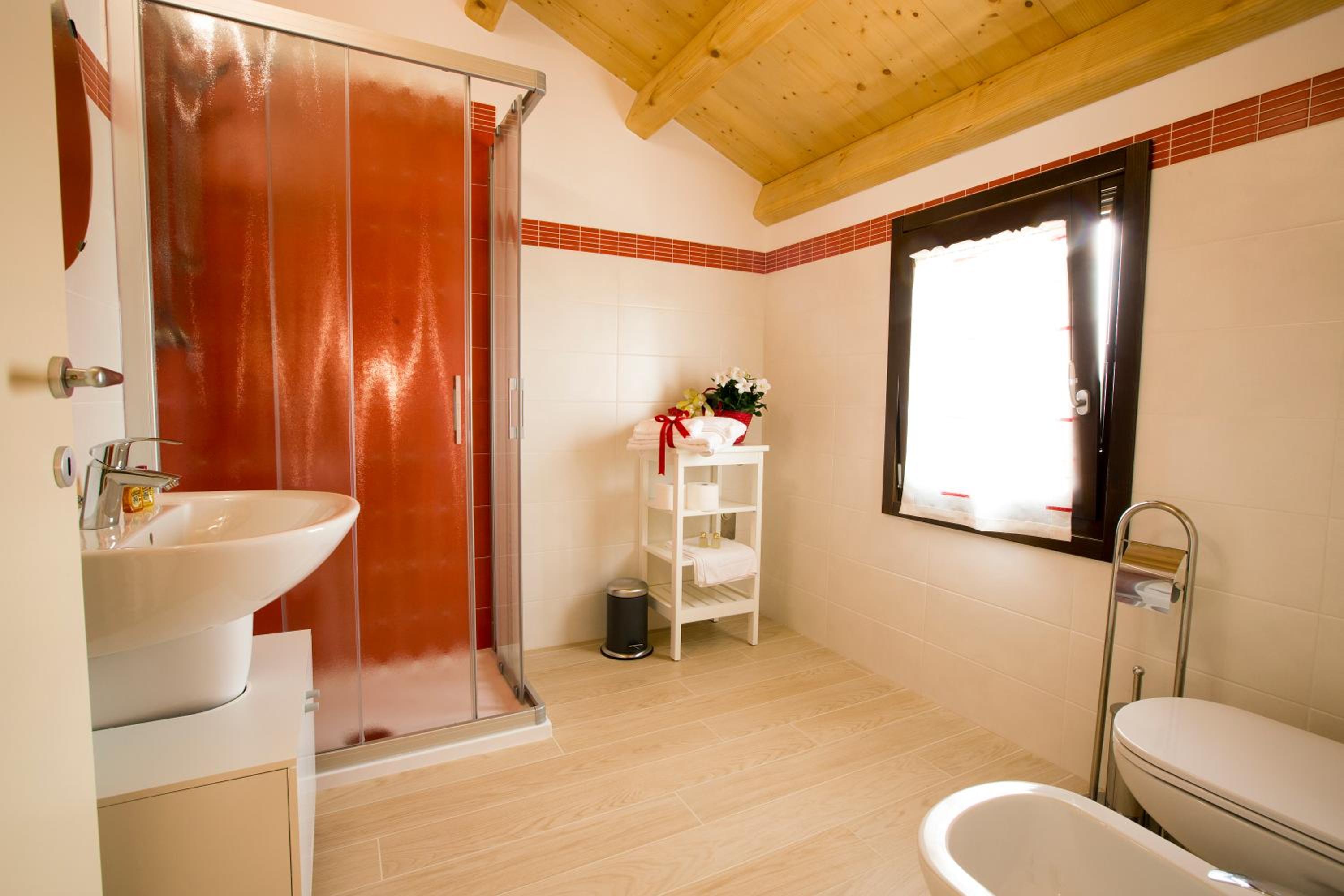 Maisonette photo 3