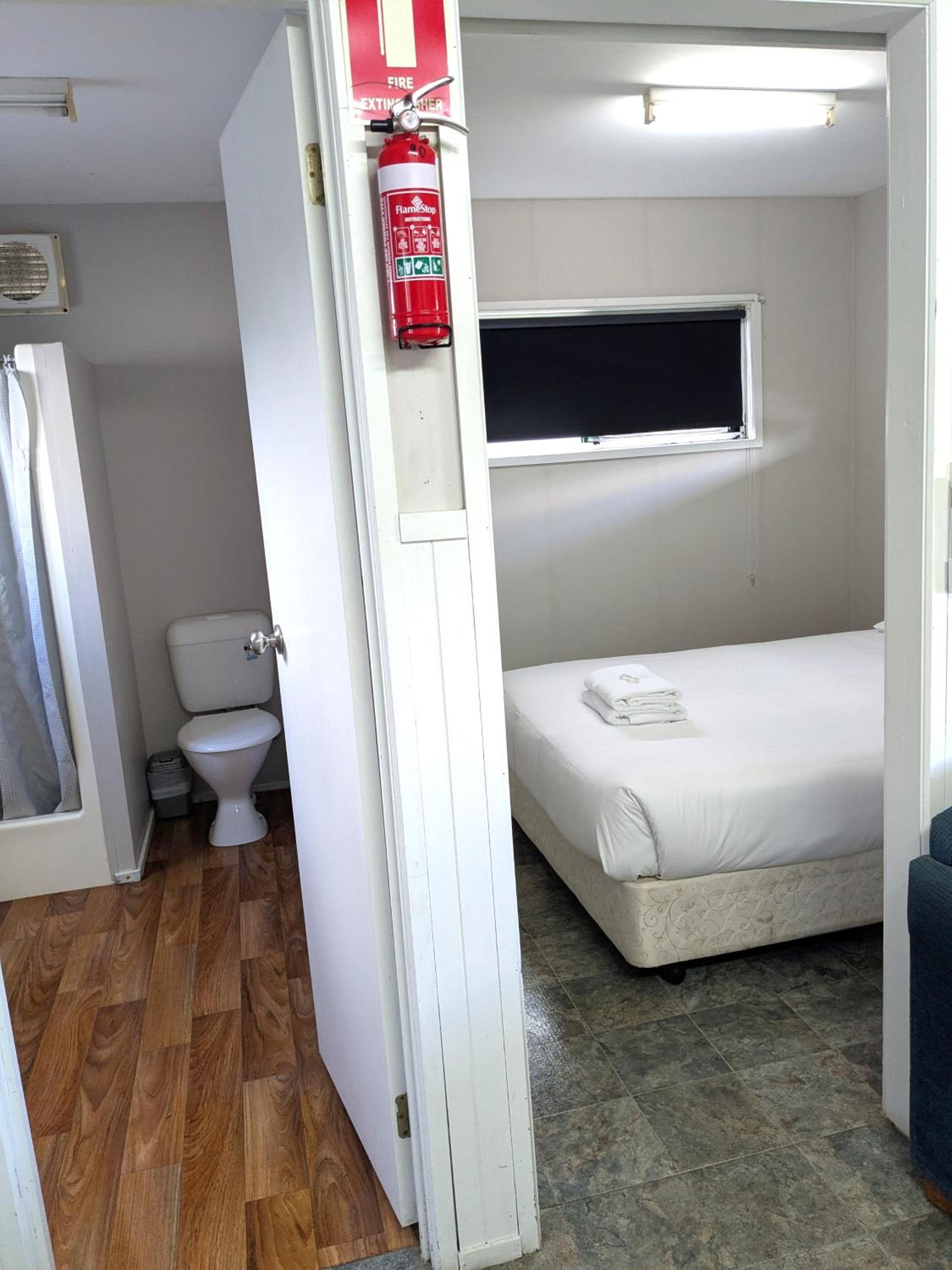 Standard Two-Bedroom Cabin photo 2