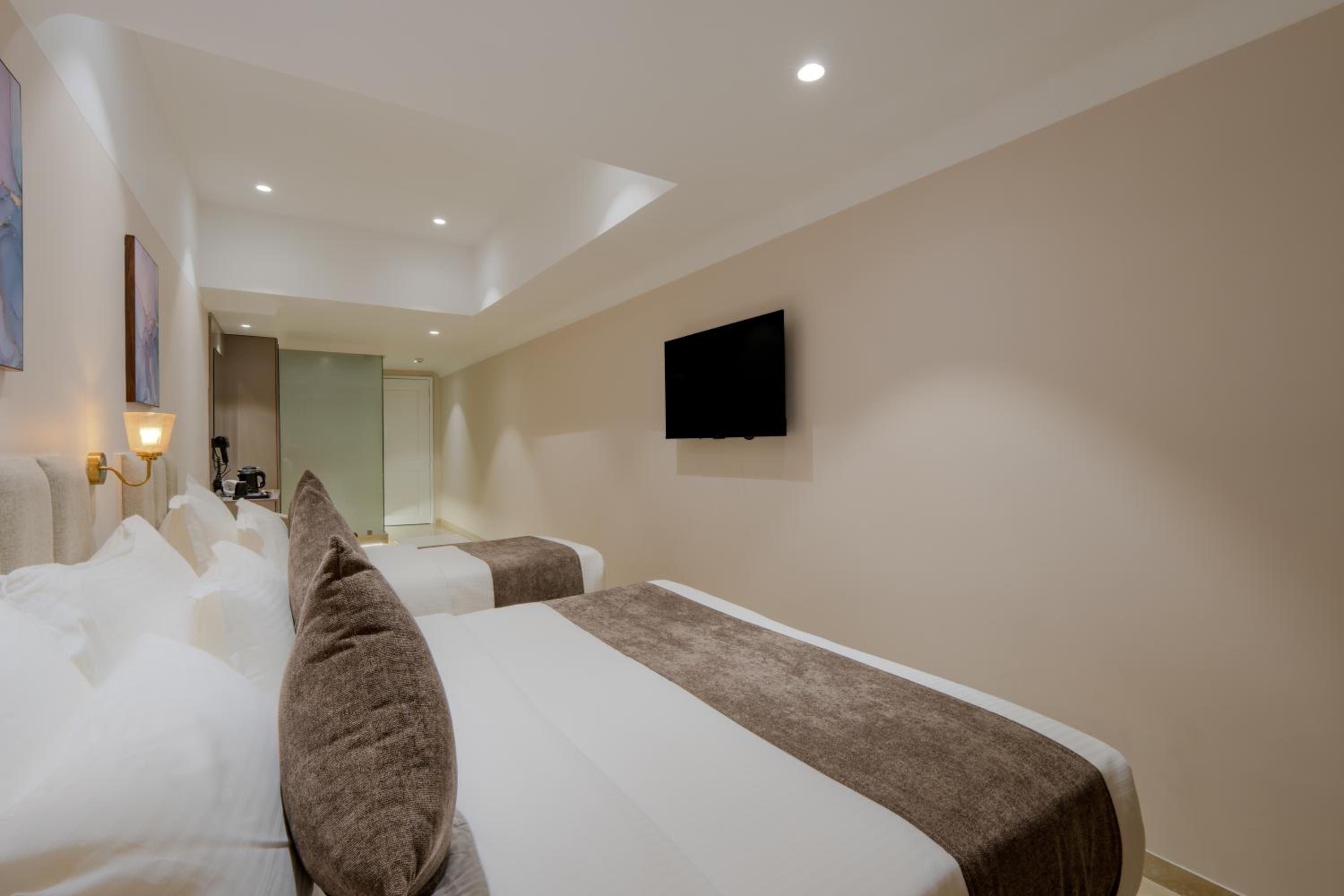 Family Room photo 1