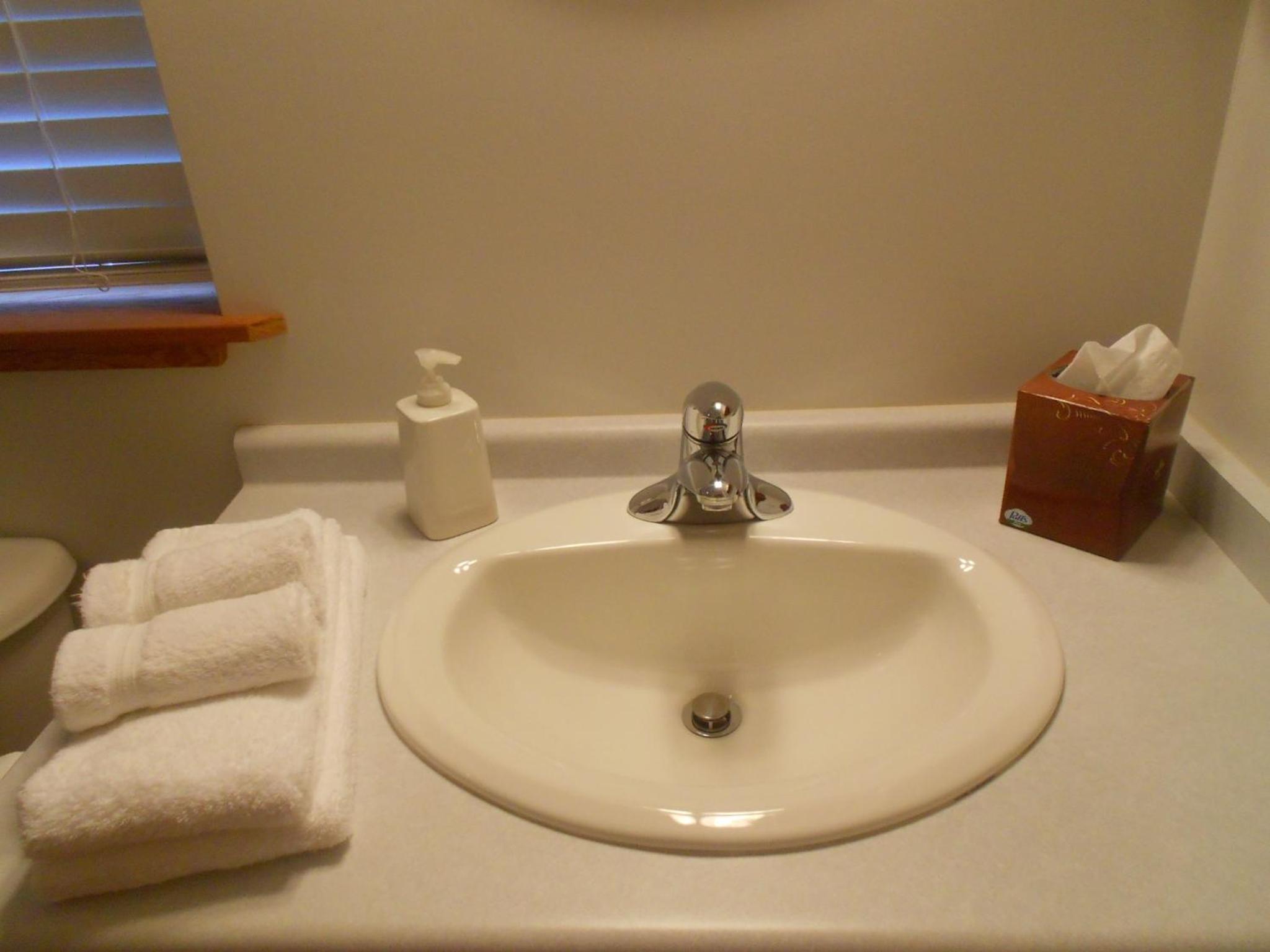 Queen Suite photo 2
