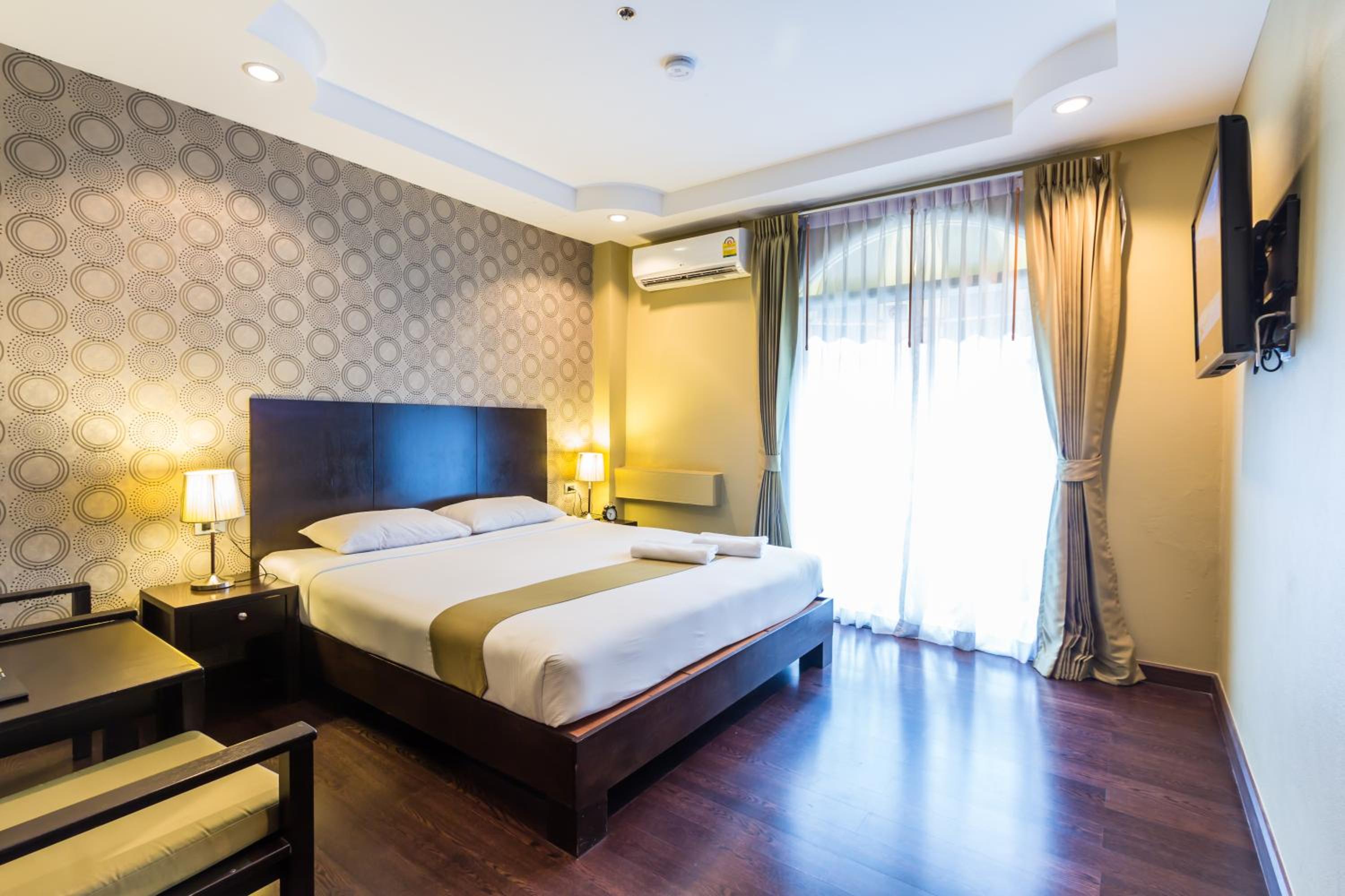 Deluxe Plus Room photo 1