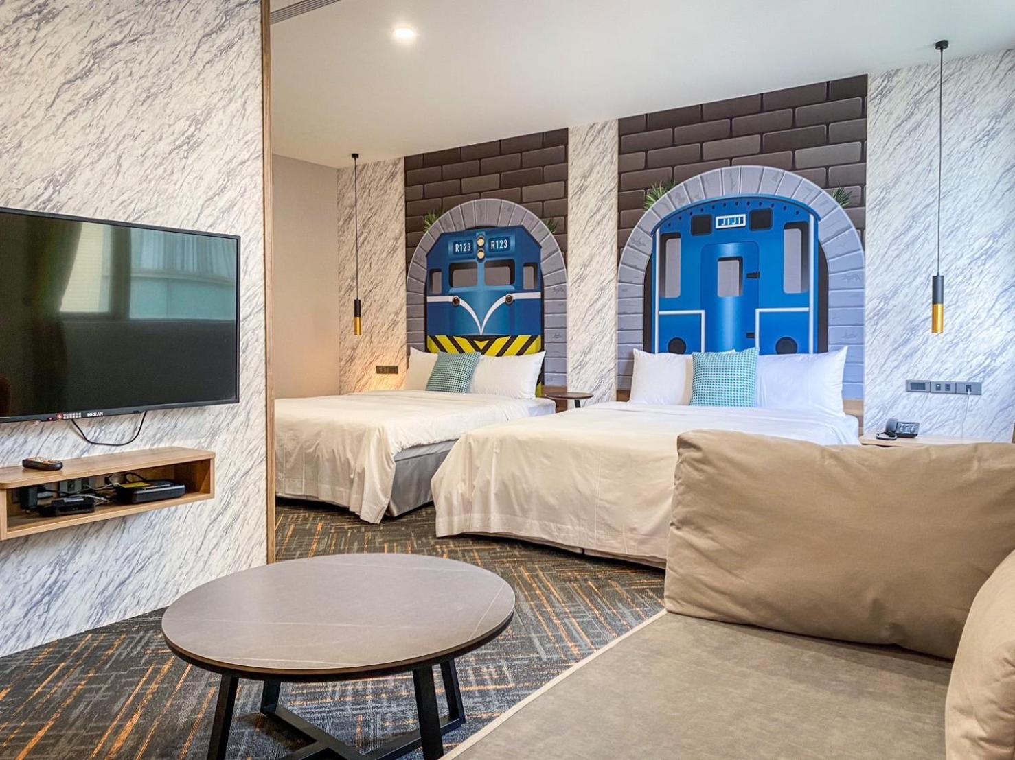Deluxe Quadruple Room