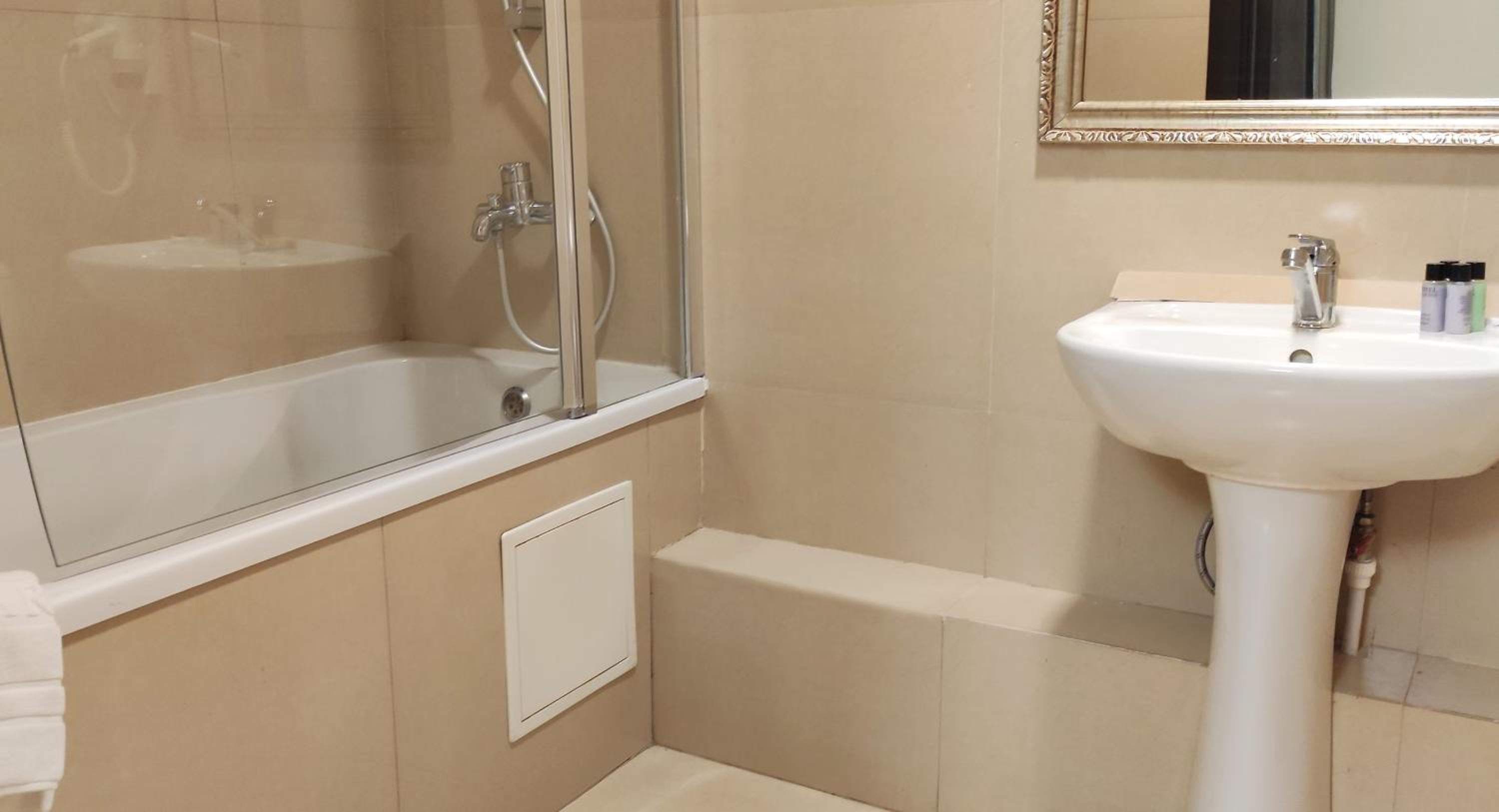 Budget Double Room photo 1