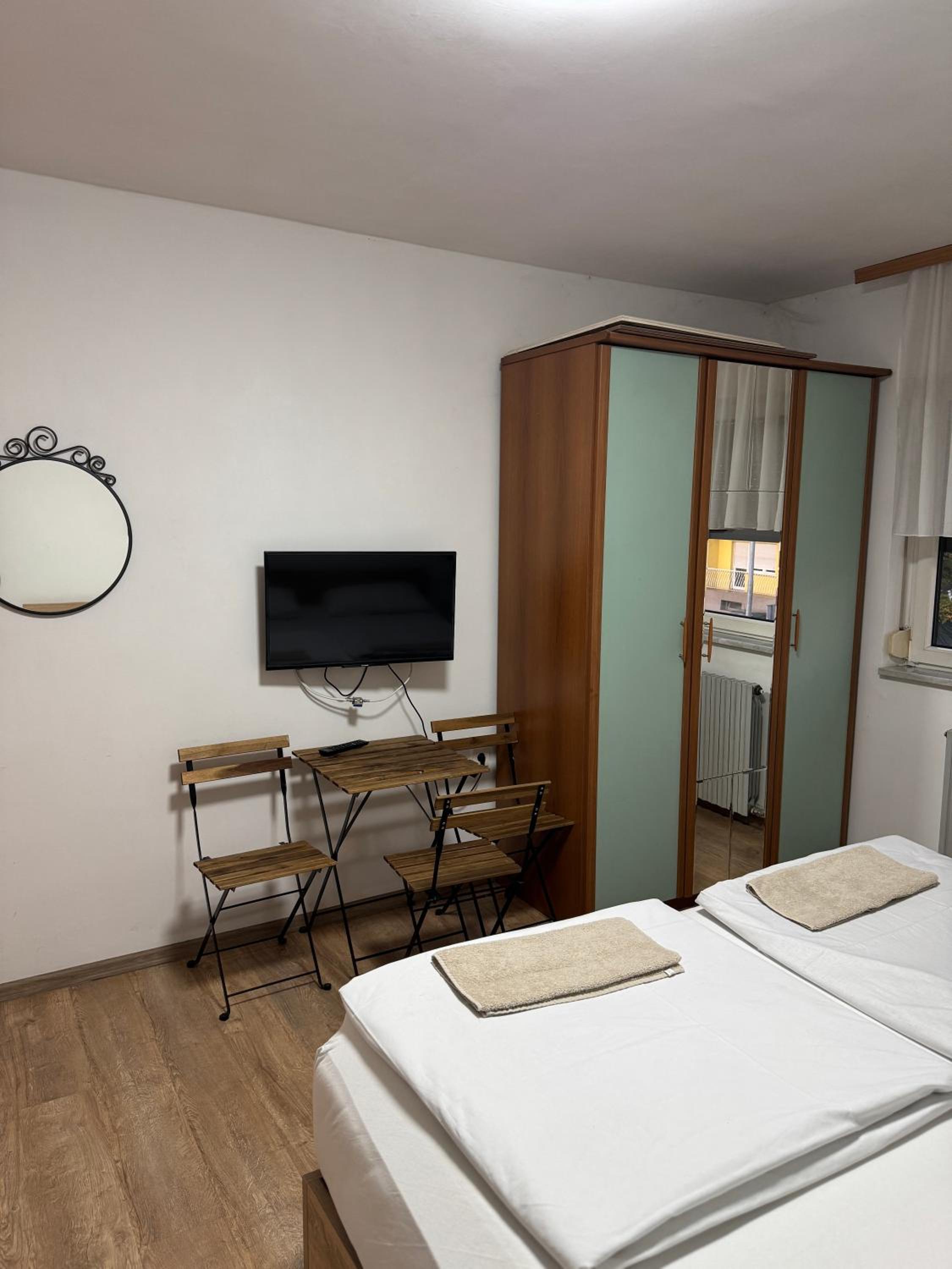 Double or Twin Room photo 1