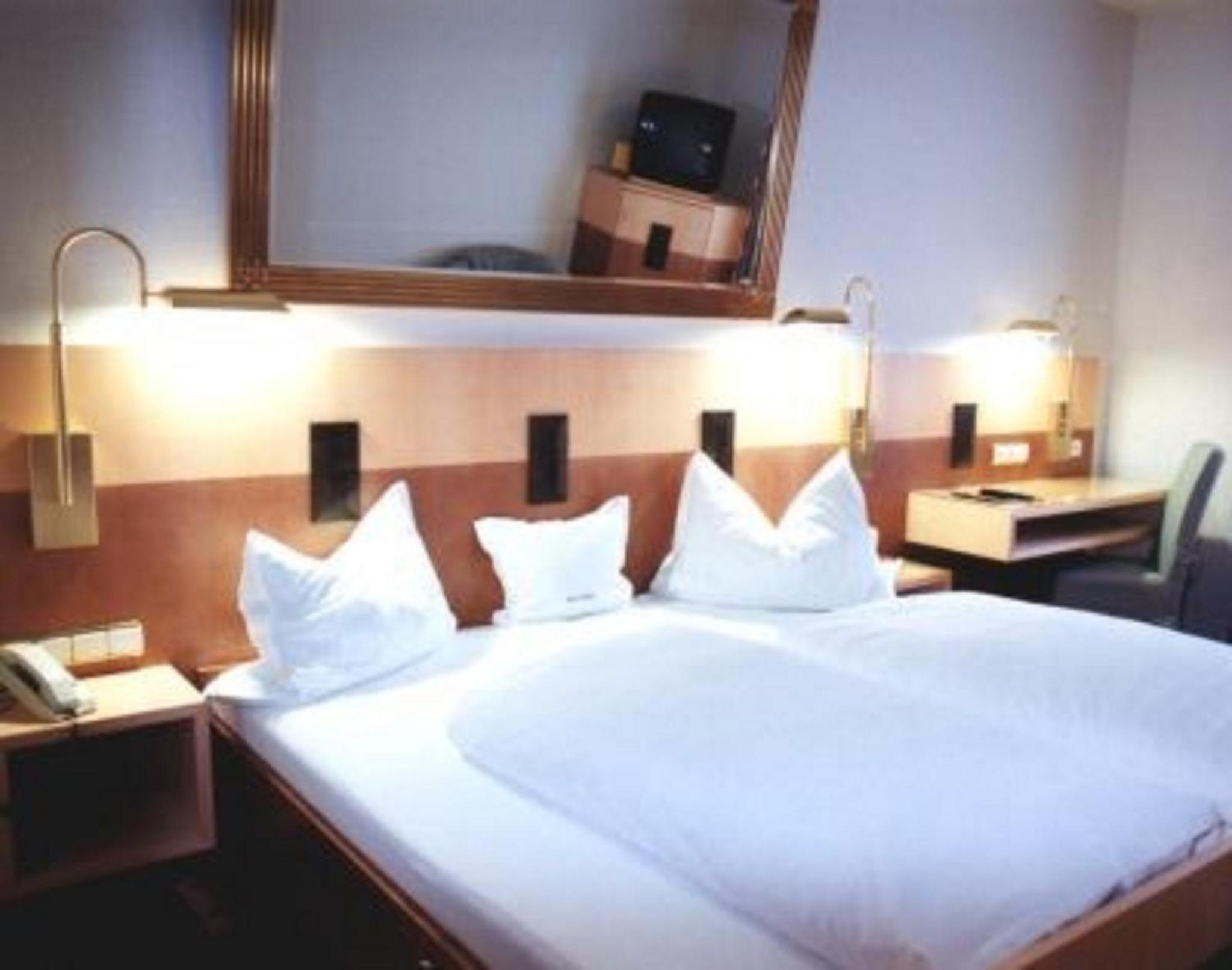 Double Room - Photo 3