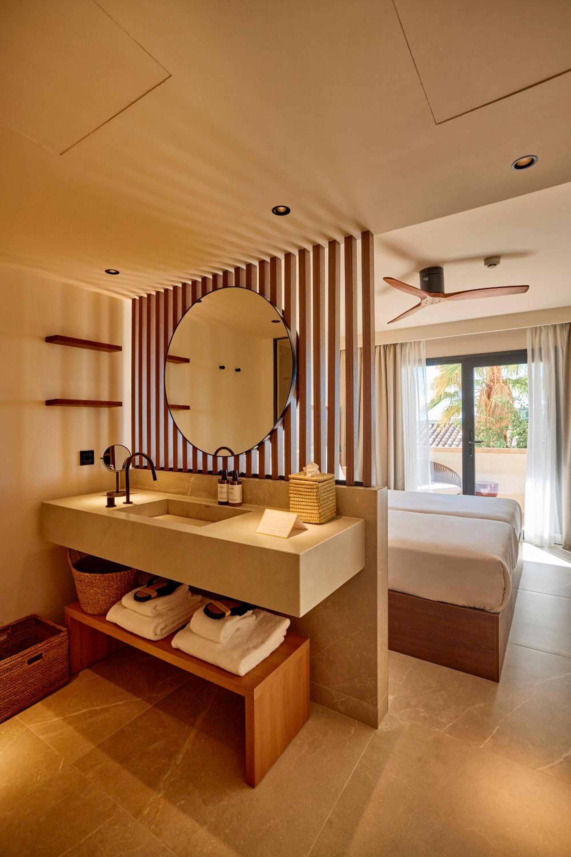 Flow Standard Double Room Flow Standard Double Room
