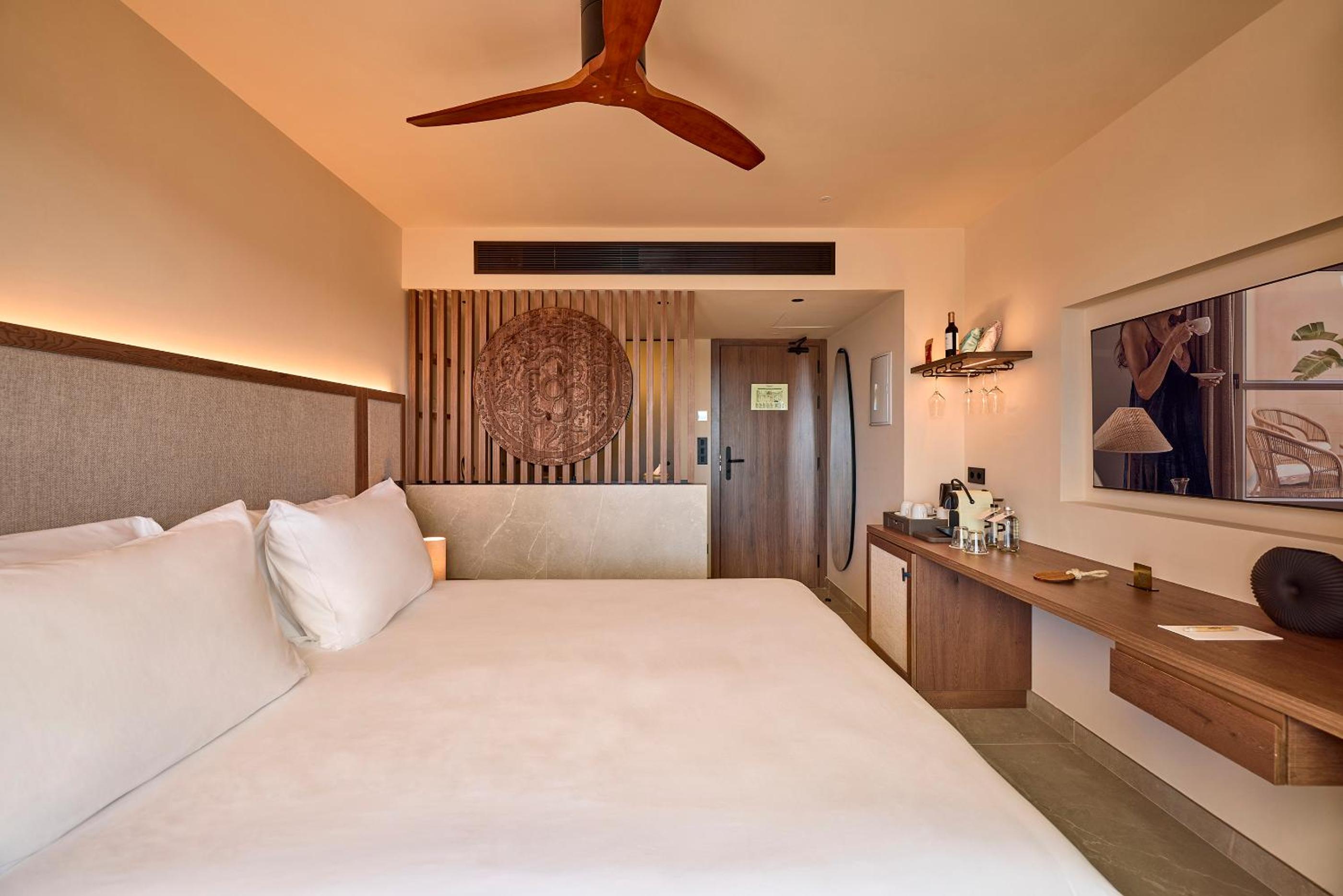 Flow Standard Double Room