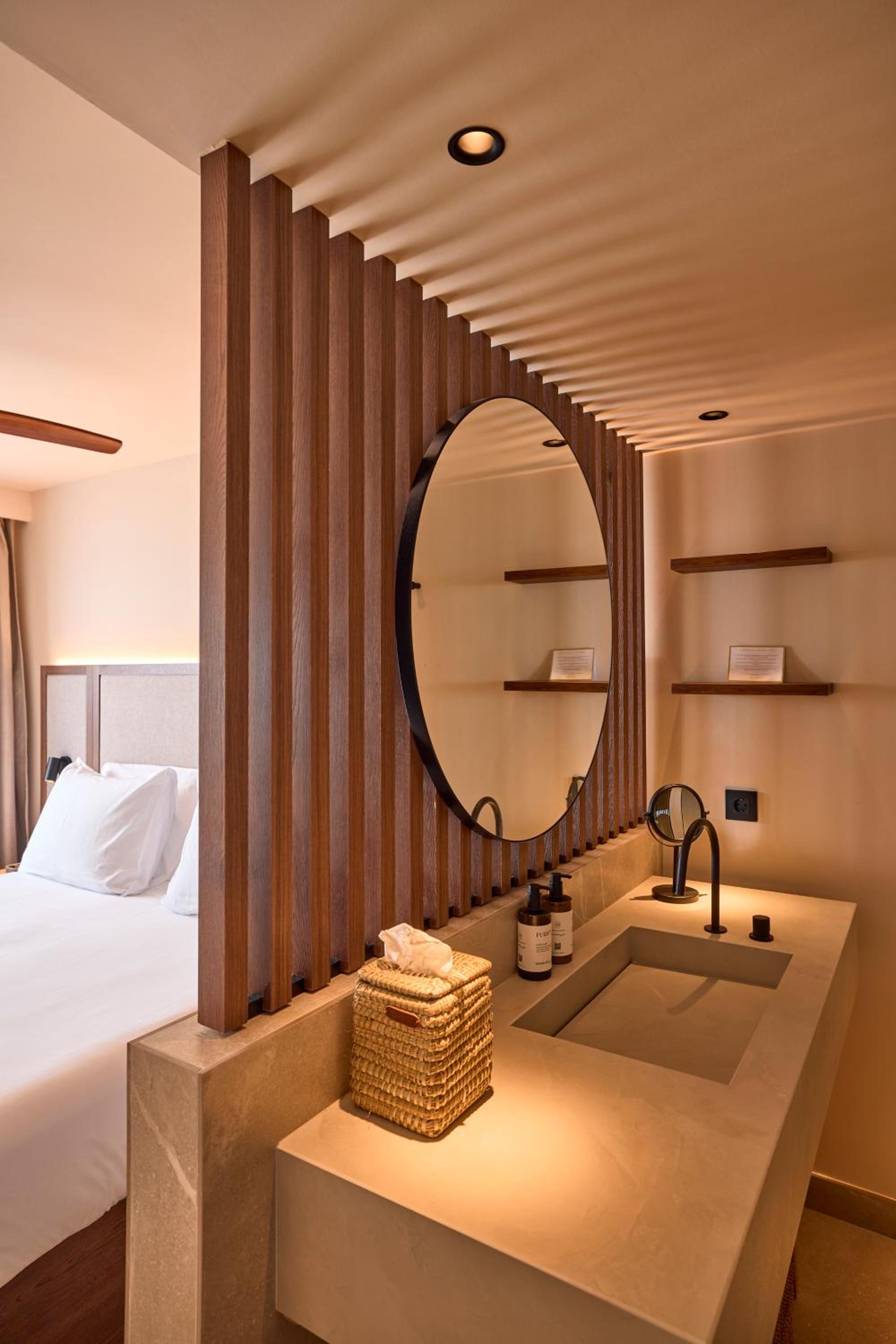 Flow Standard Double Room