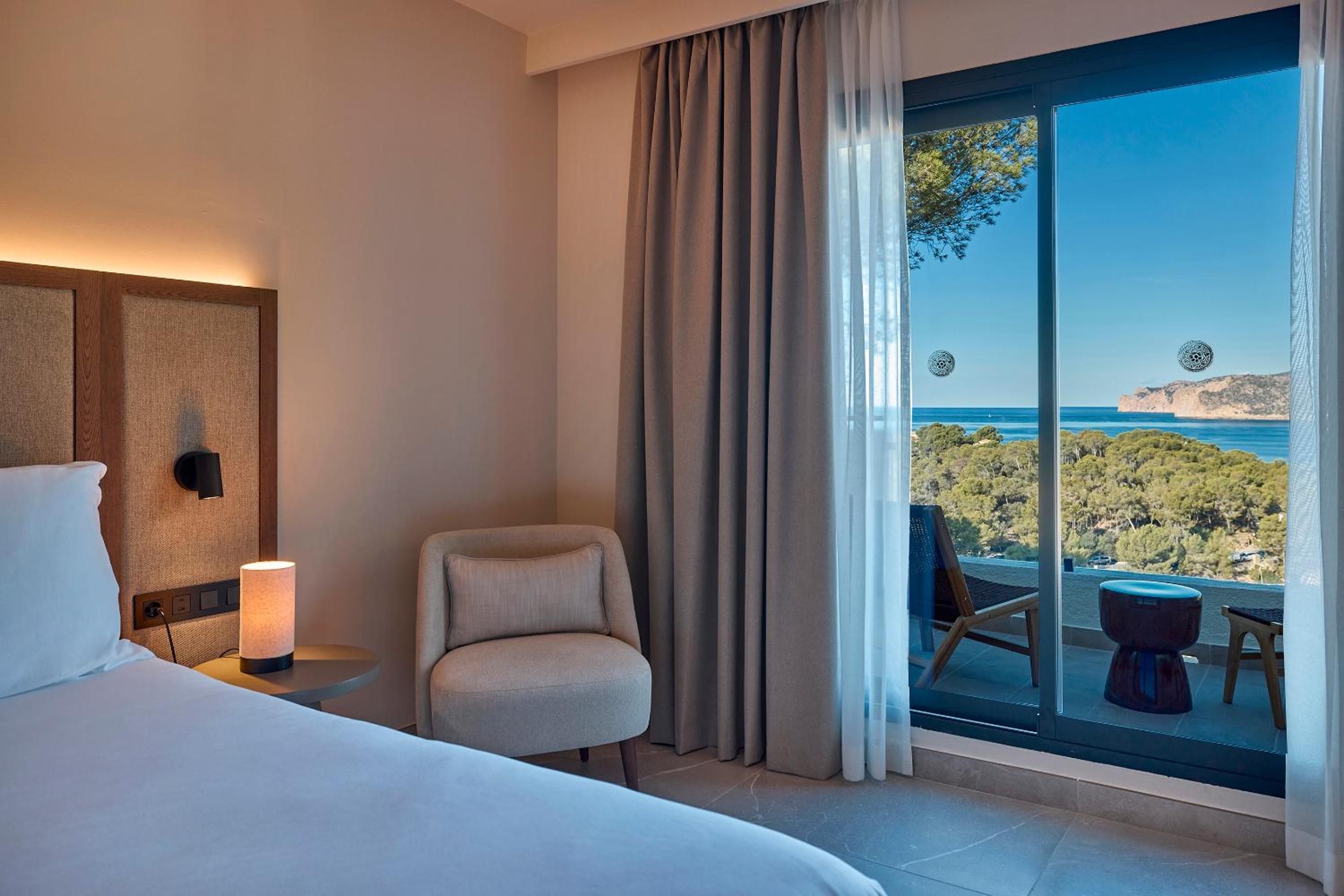 Mediterranean Double Room with Sea View Mediterranean Double Room with Sea View
