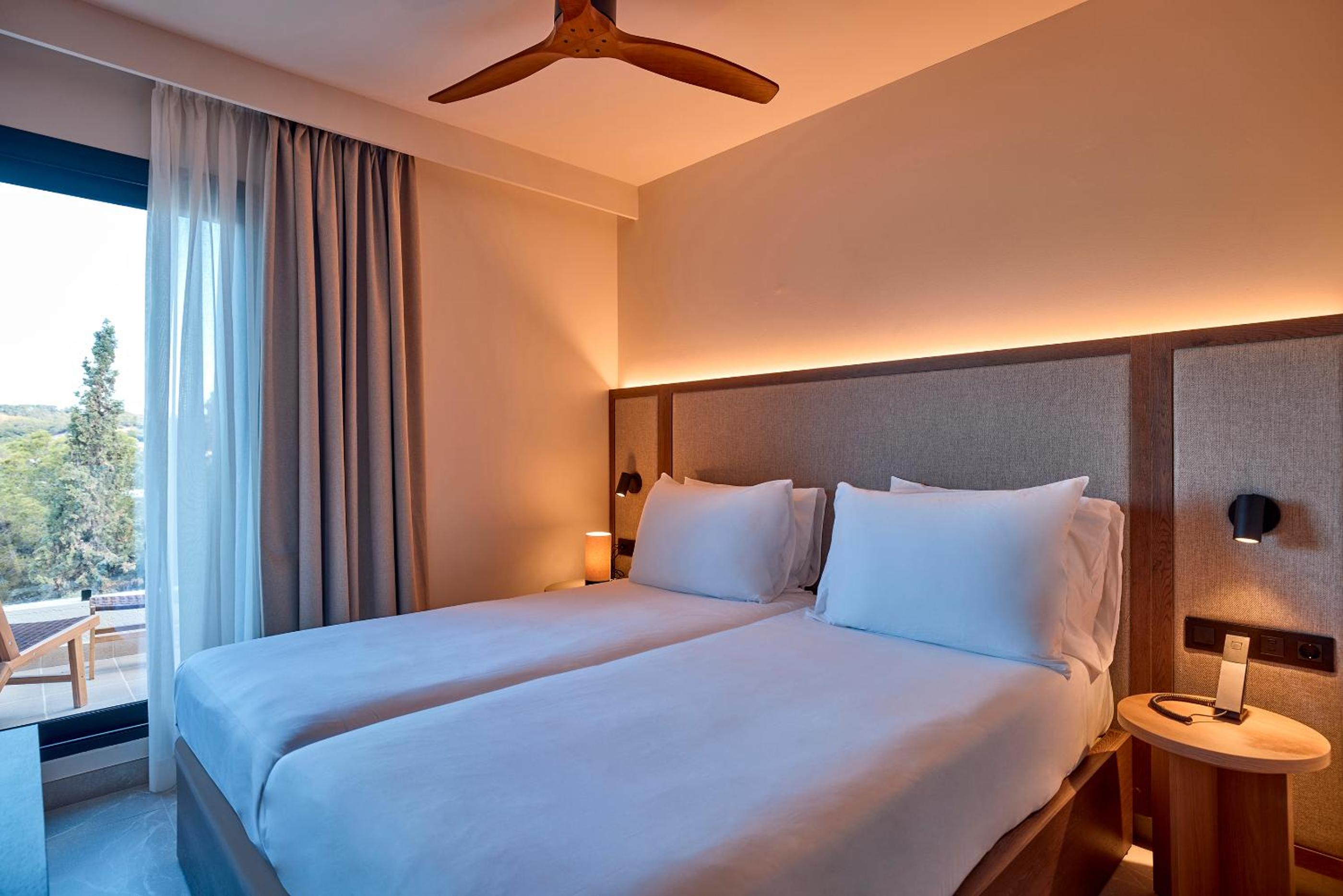Mandala Deluxe Double Room