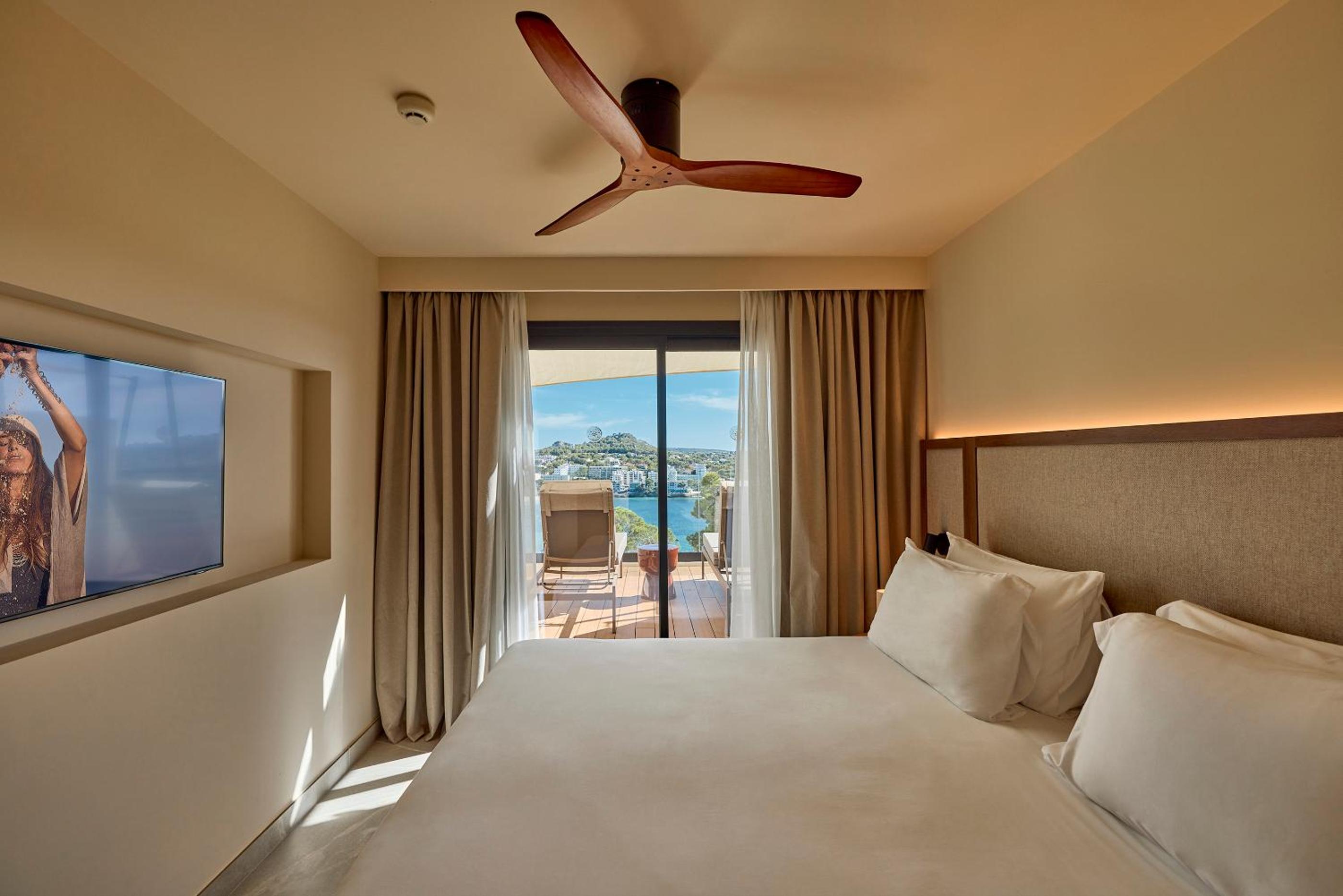 Joy Junior Suite