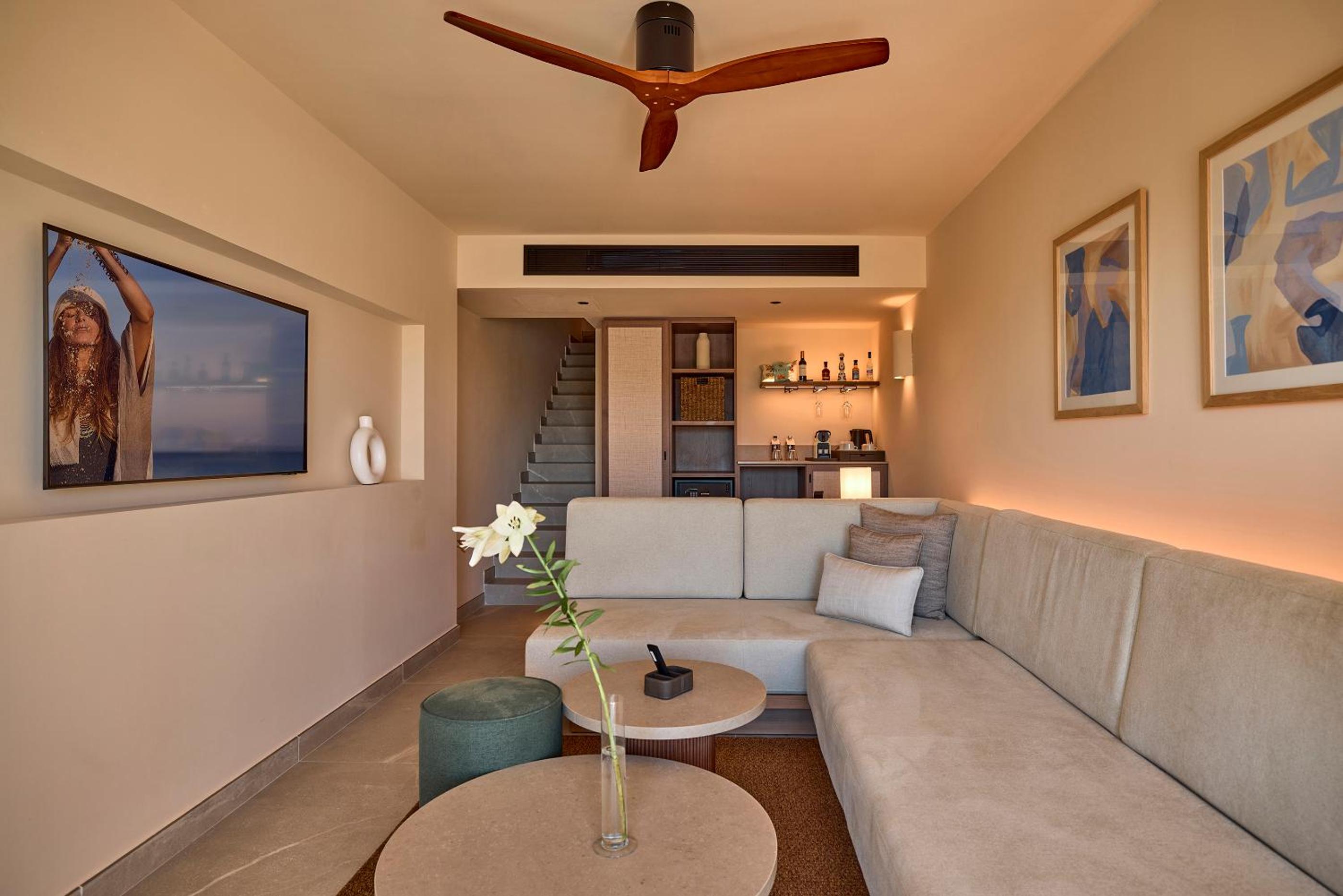 Joy Junior Suite