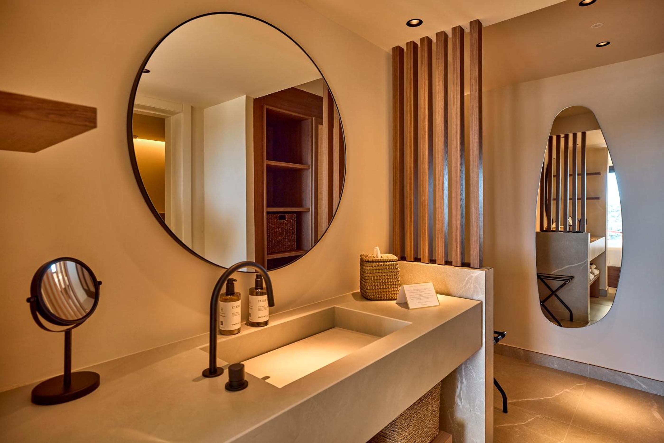 Joy Junior Suite