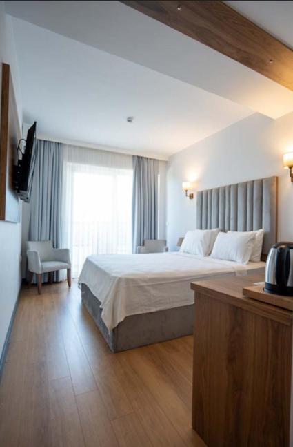 Double Room with Garden View photo 2