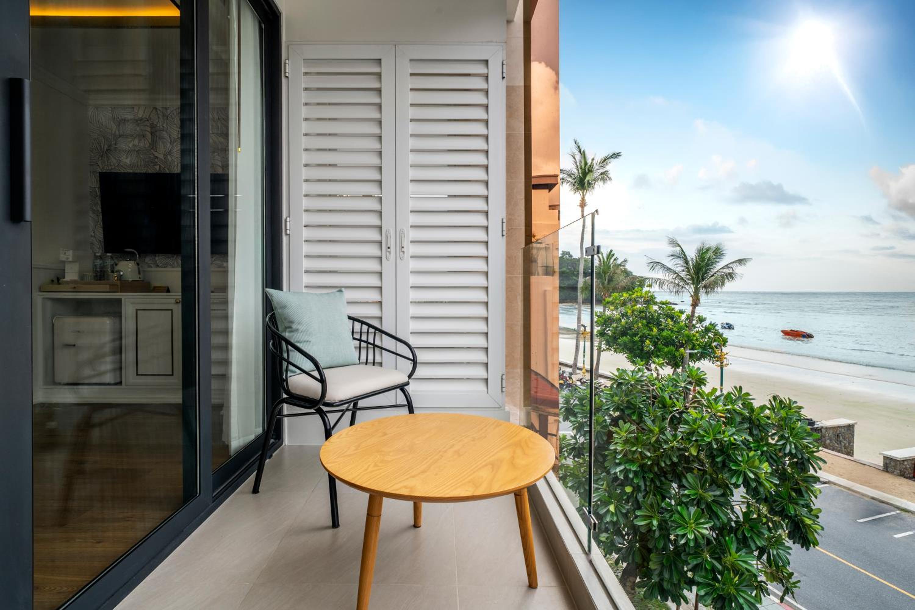 Deluxe Double Room with Sea View