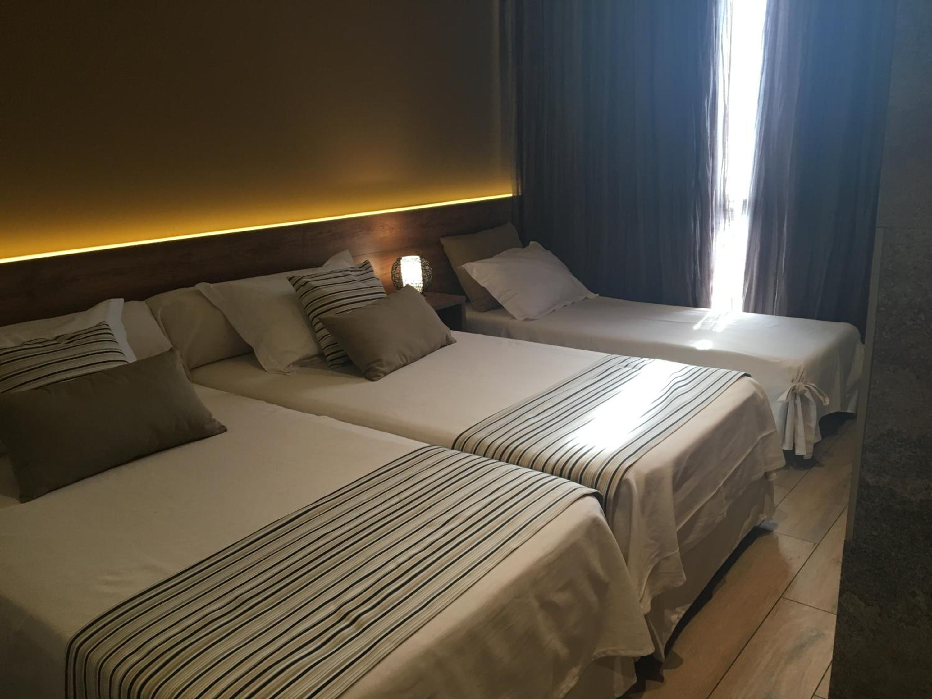 Comfort Triple Room photo 3