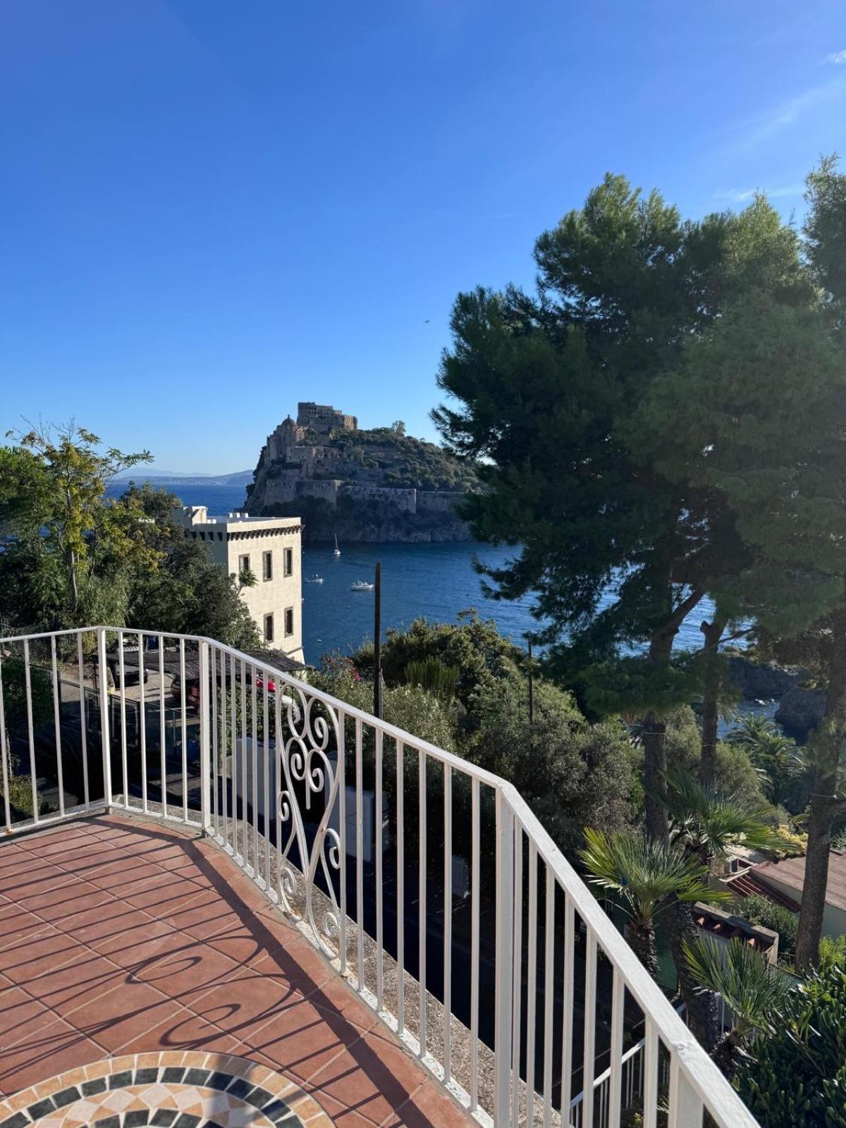 Deluxe Double Room with Castle View