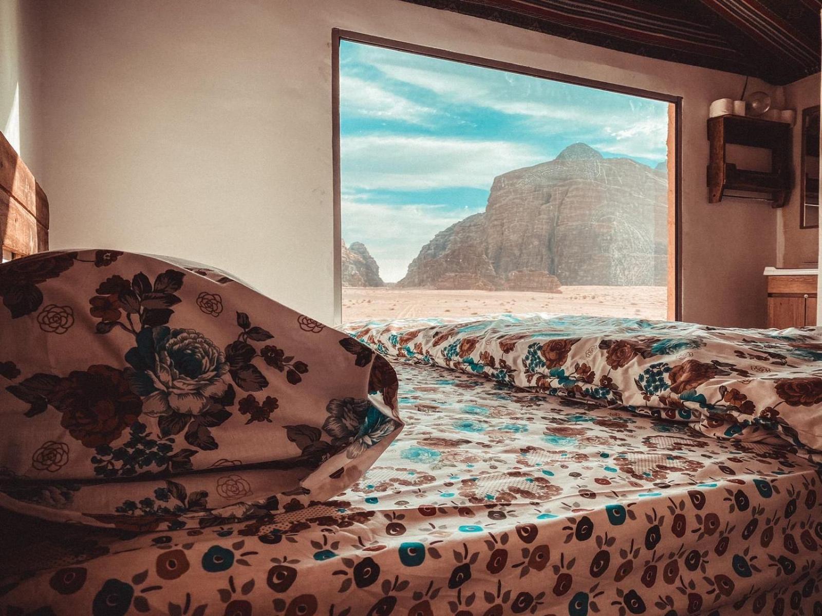 King Room with Mountain View photo 3