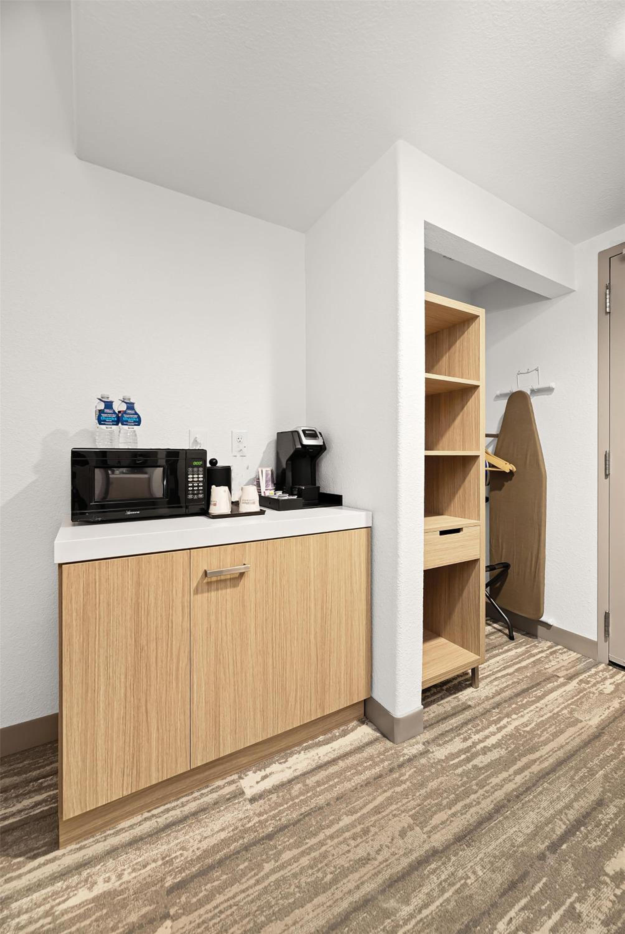 Queen Room with Two Queen Beds - Mobility and Hearing Access - Photo 5