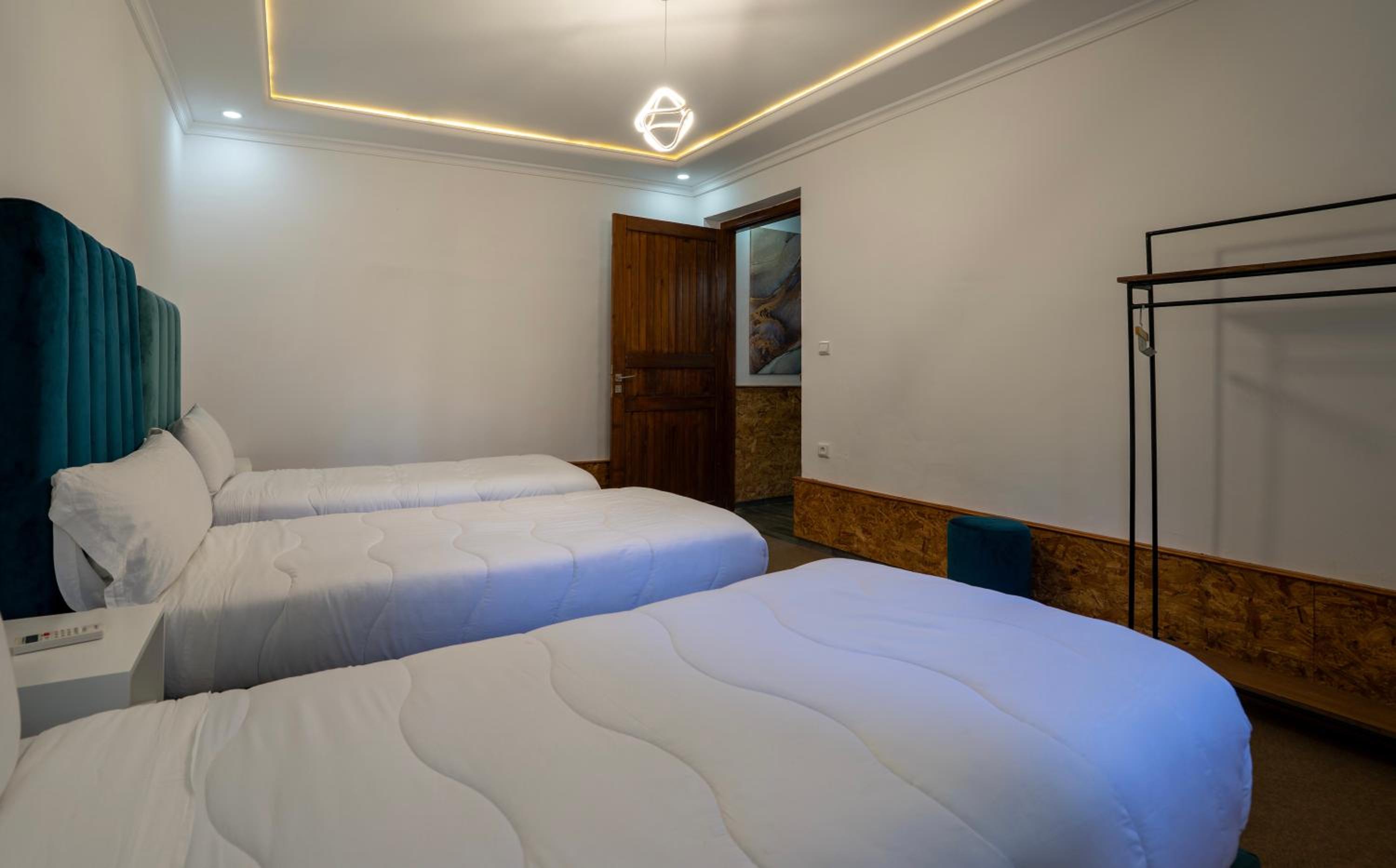Deluxe Junior Suite photo 3