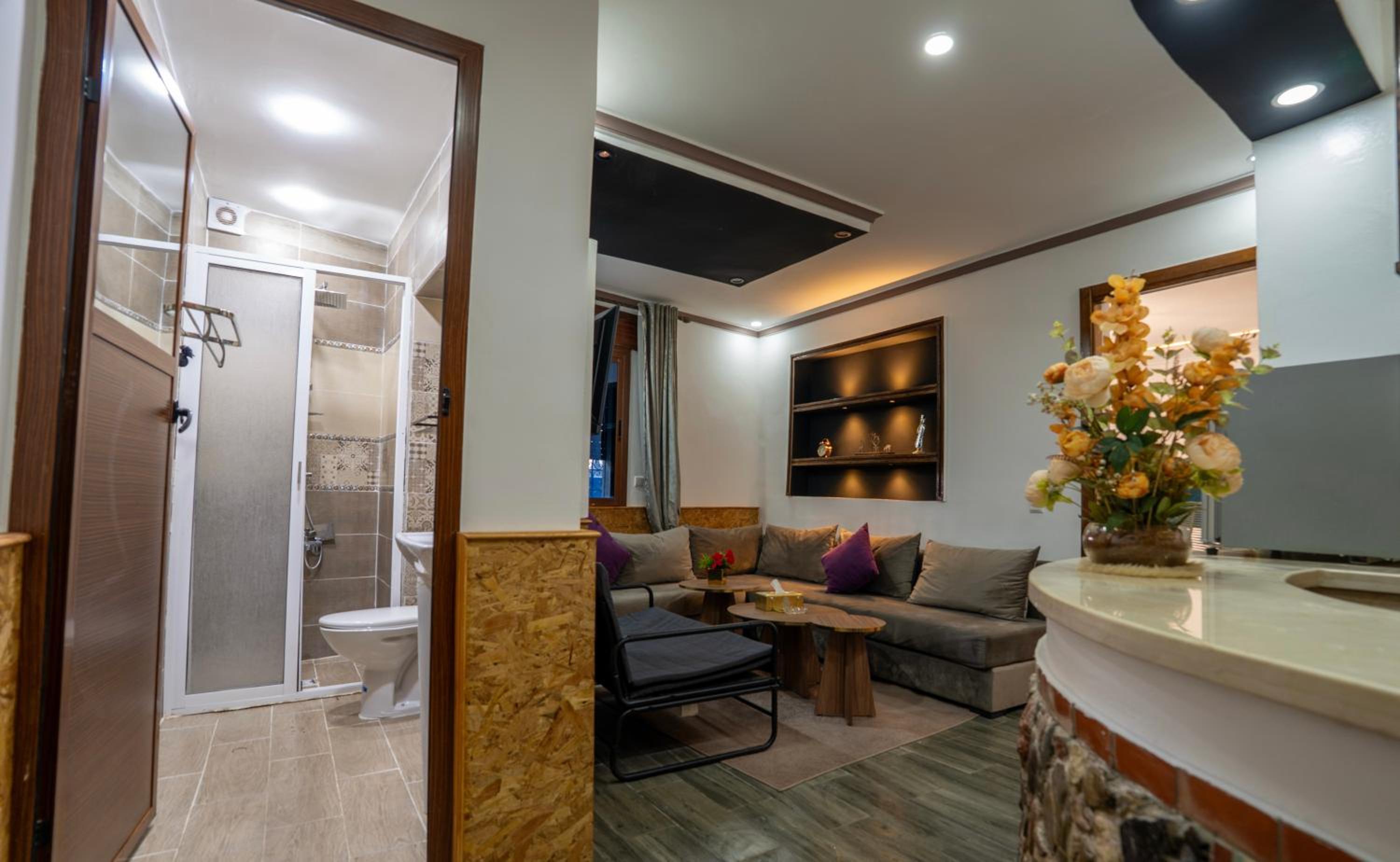 Deluxe Junior Suite photo 2