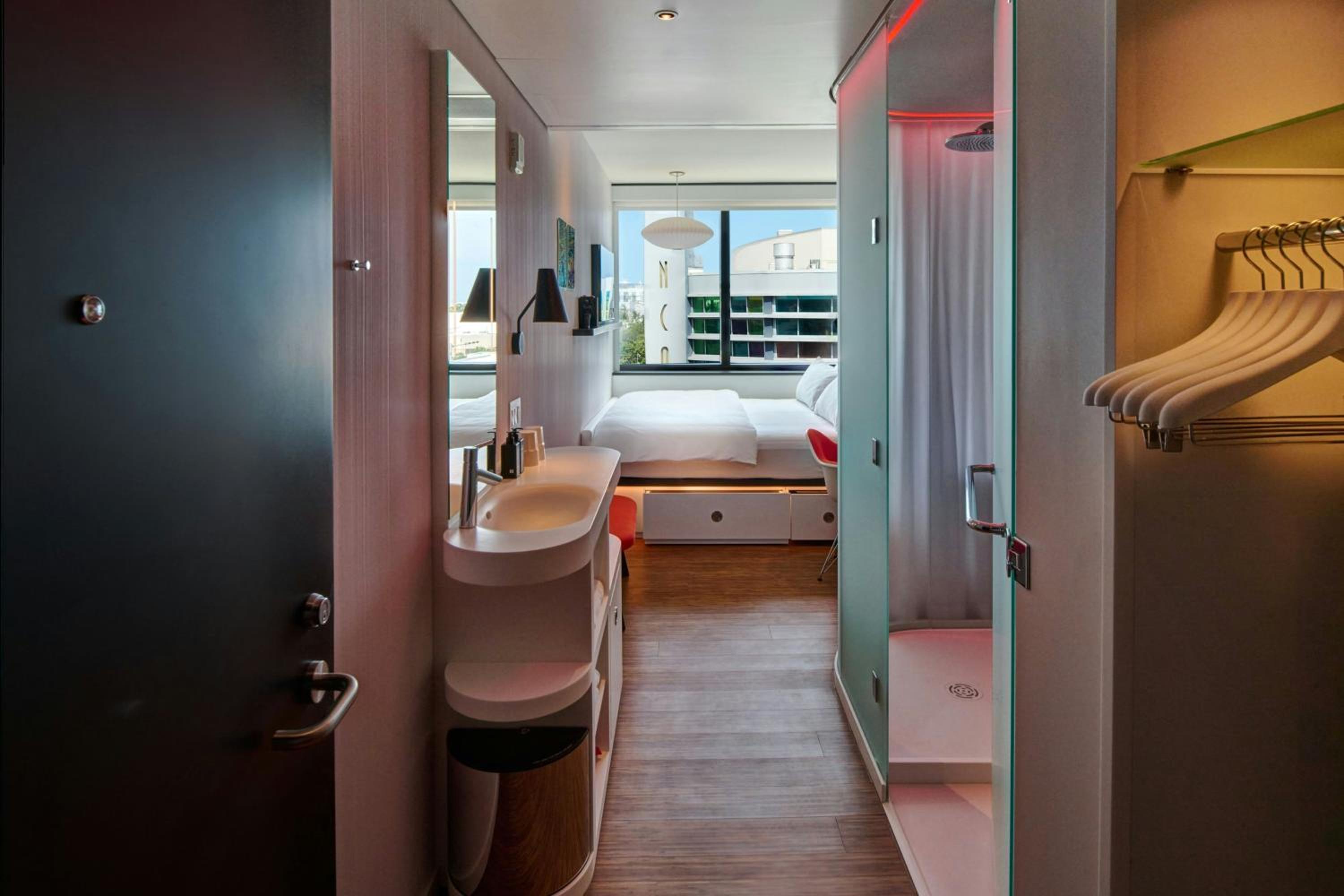 King Room - High Floor - Photo 8