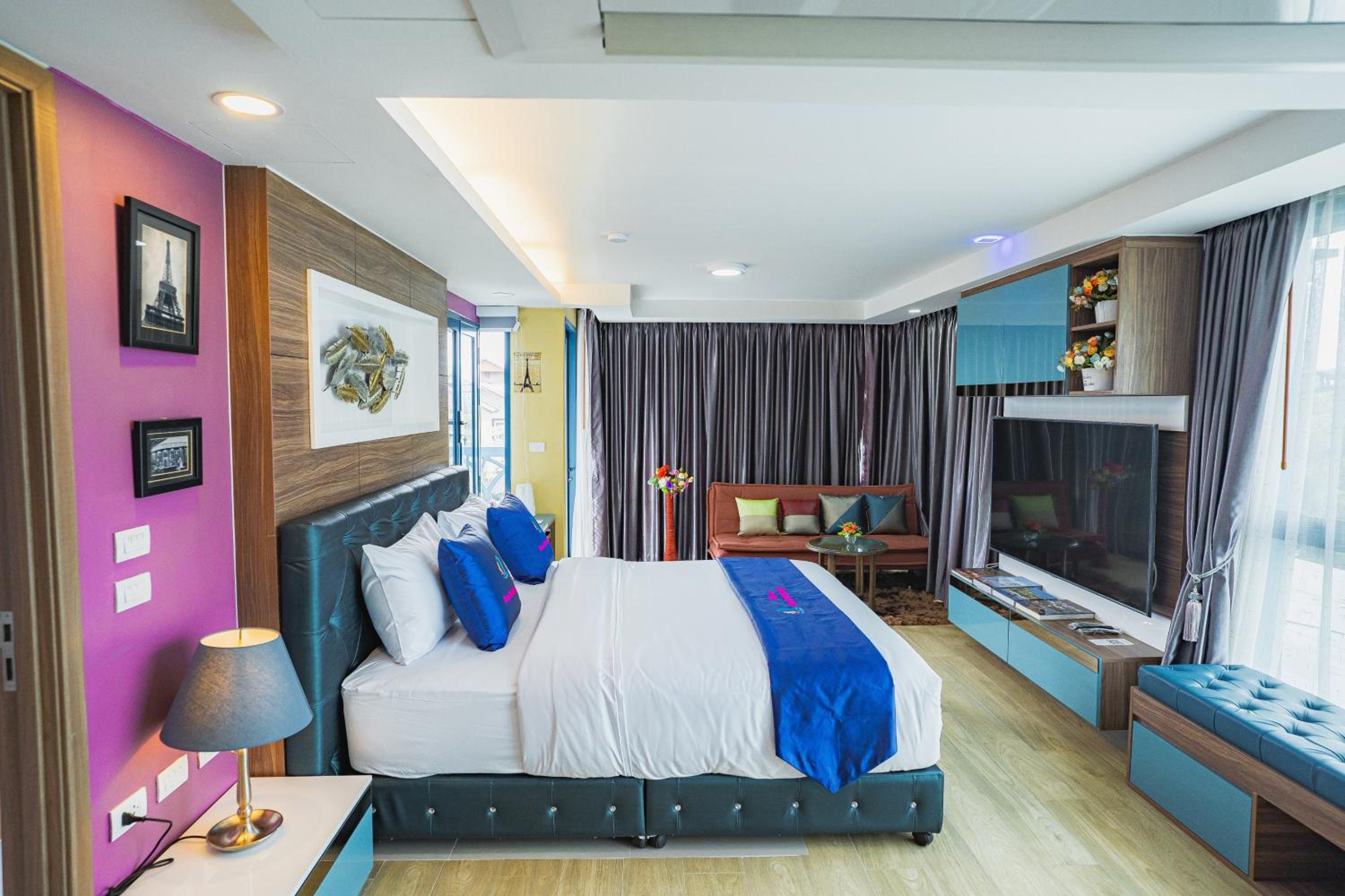Grand Suite with Jacuzzi