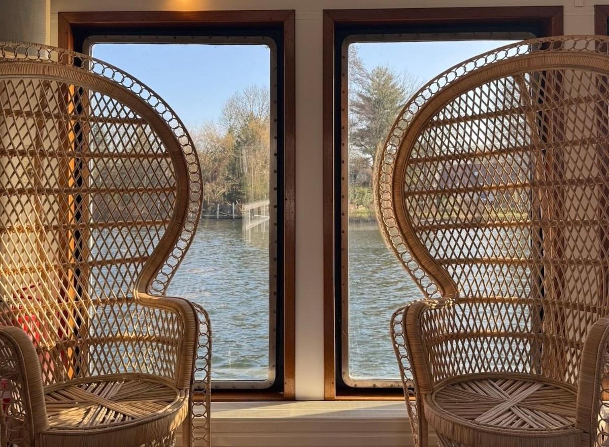 Double Room with Lake View on Board of Ship photo 3