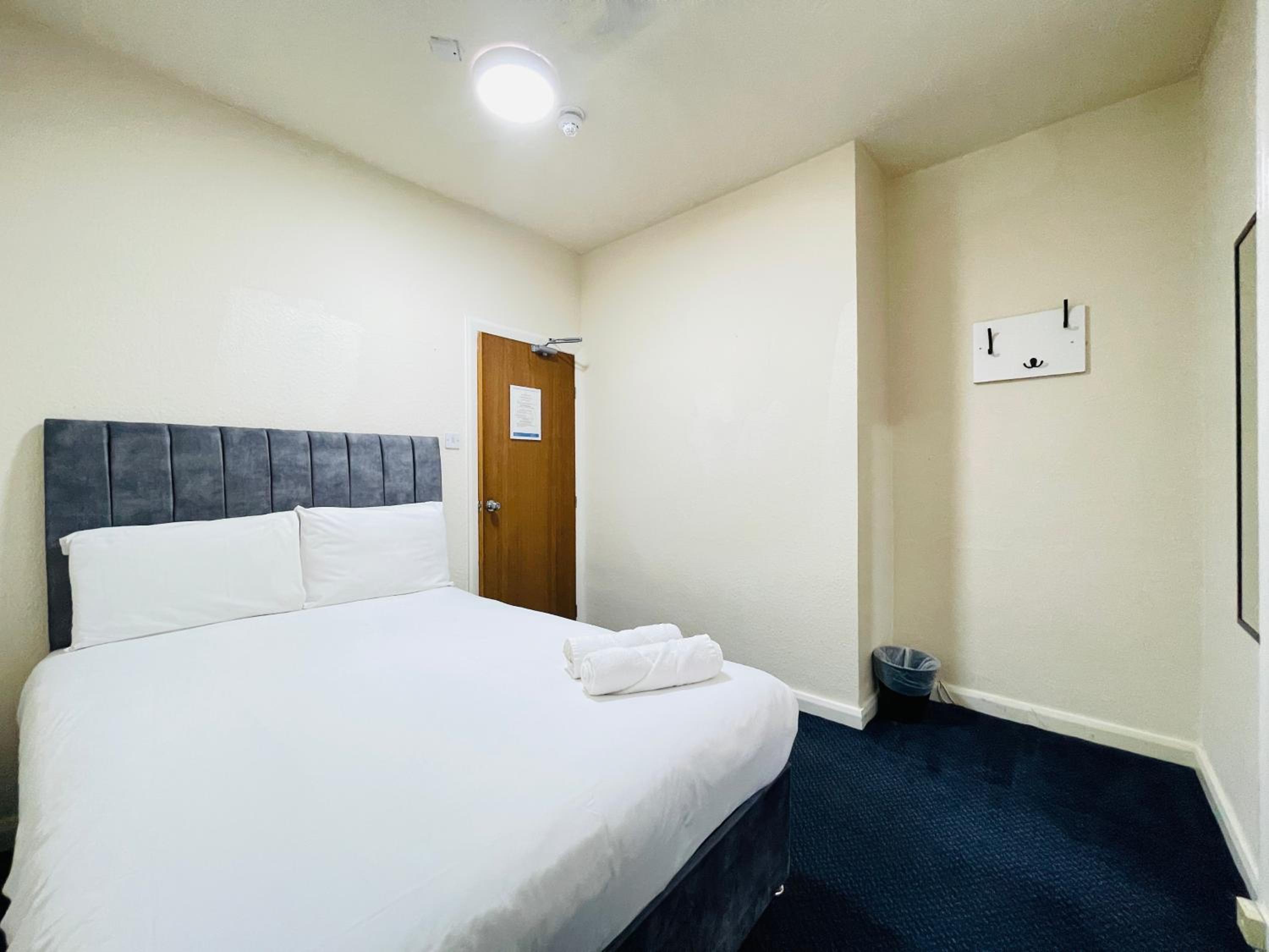 Double Room with Shared Bathroom